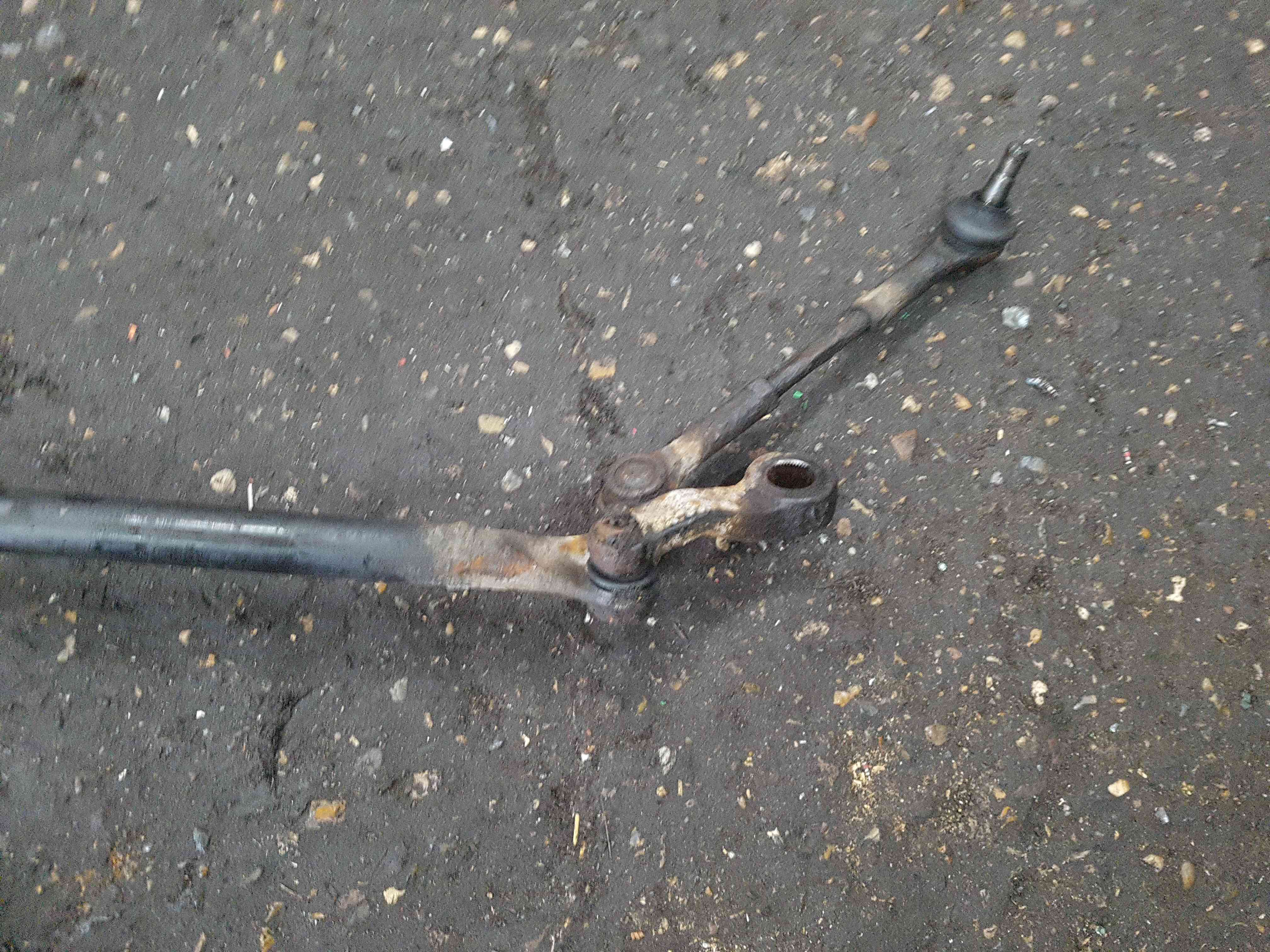 Thumb 4 Nissan Navara 2.5L D22 2002-2005 2.5L Steering Rack