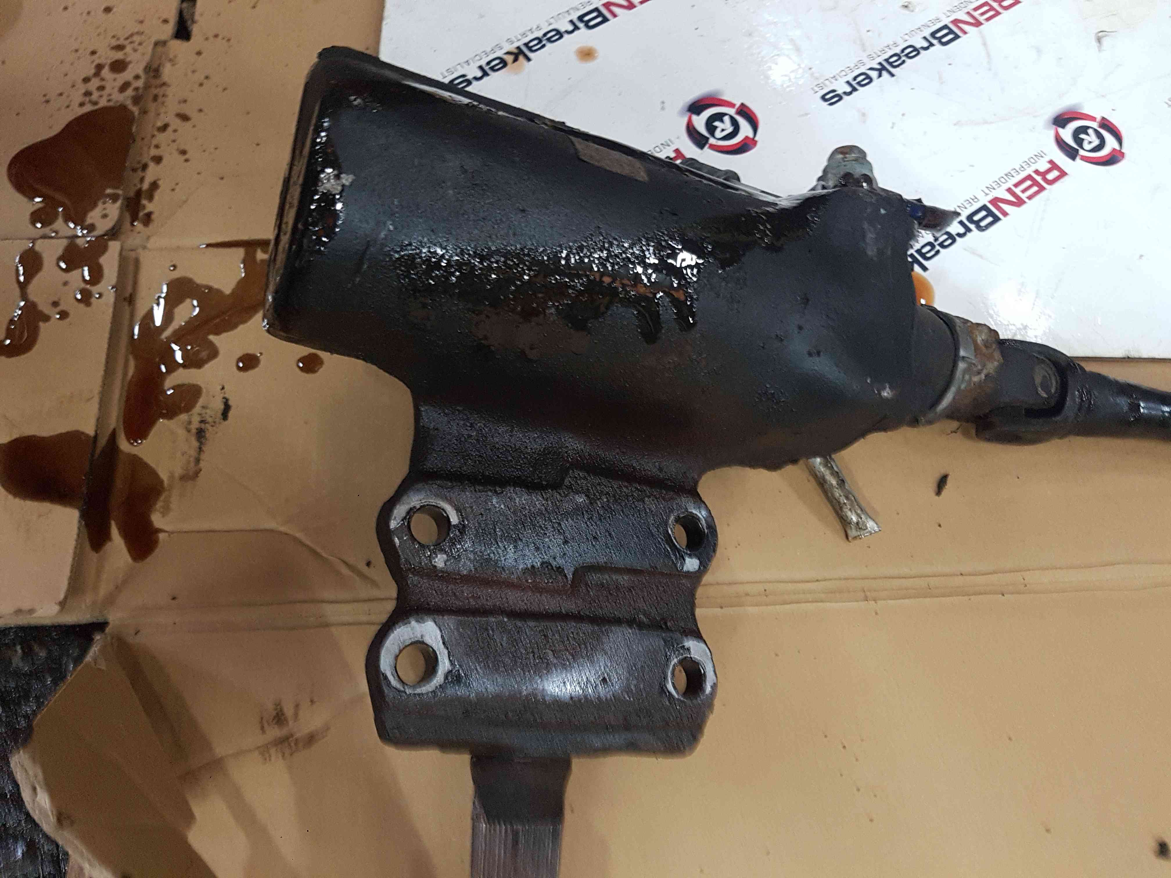Thumb 3 Nissan Navara 2.5L D22 2002-2005 Steering BOX