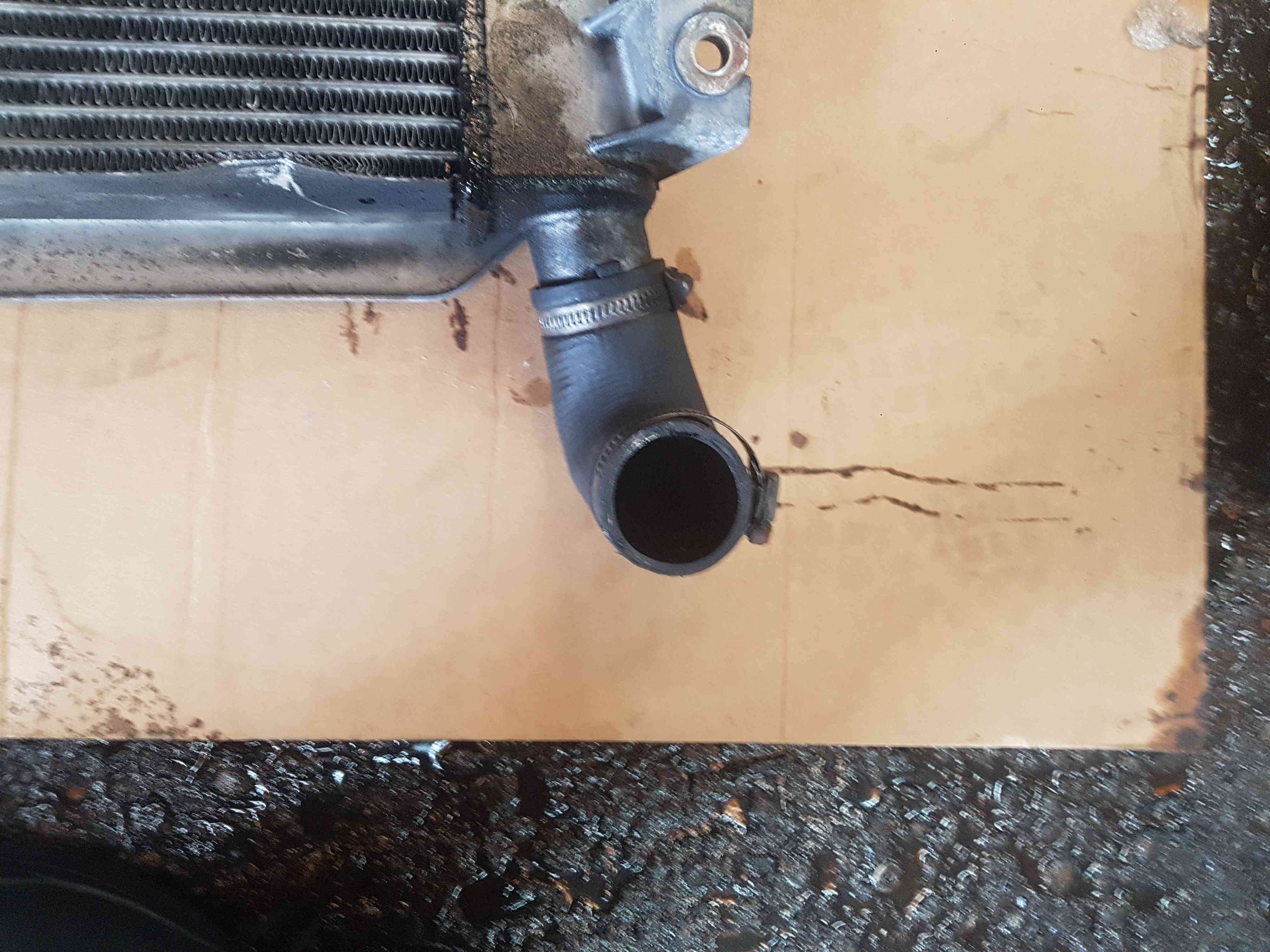 Thumb 6 Nissan Navara 2.5L D22 2002-2005 TOP Mounted Intercooler