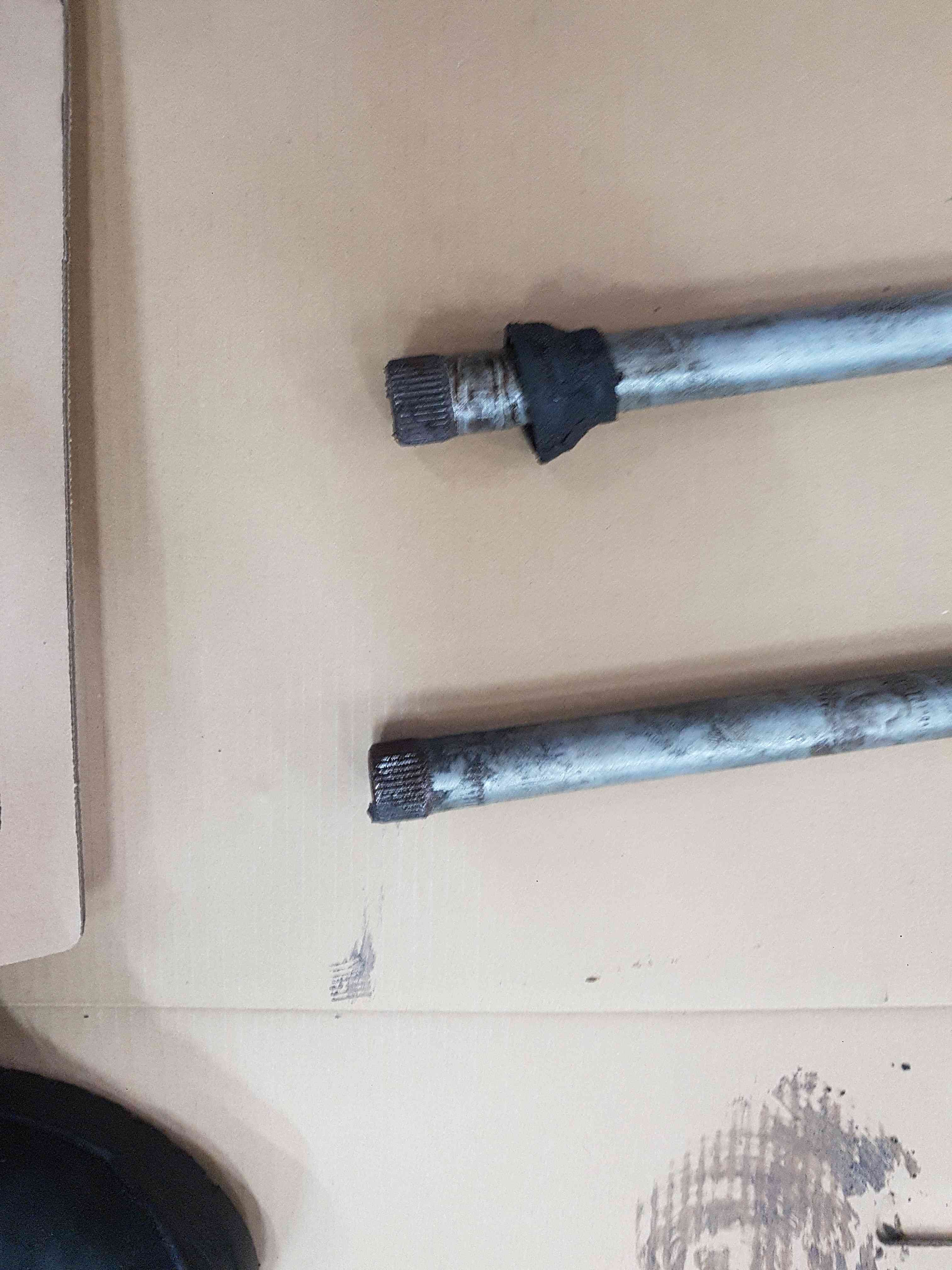 Thumb 4 Nissan Navara 2.5L D22 2002-2005 Torsion BAR Set 