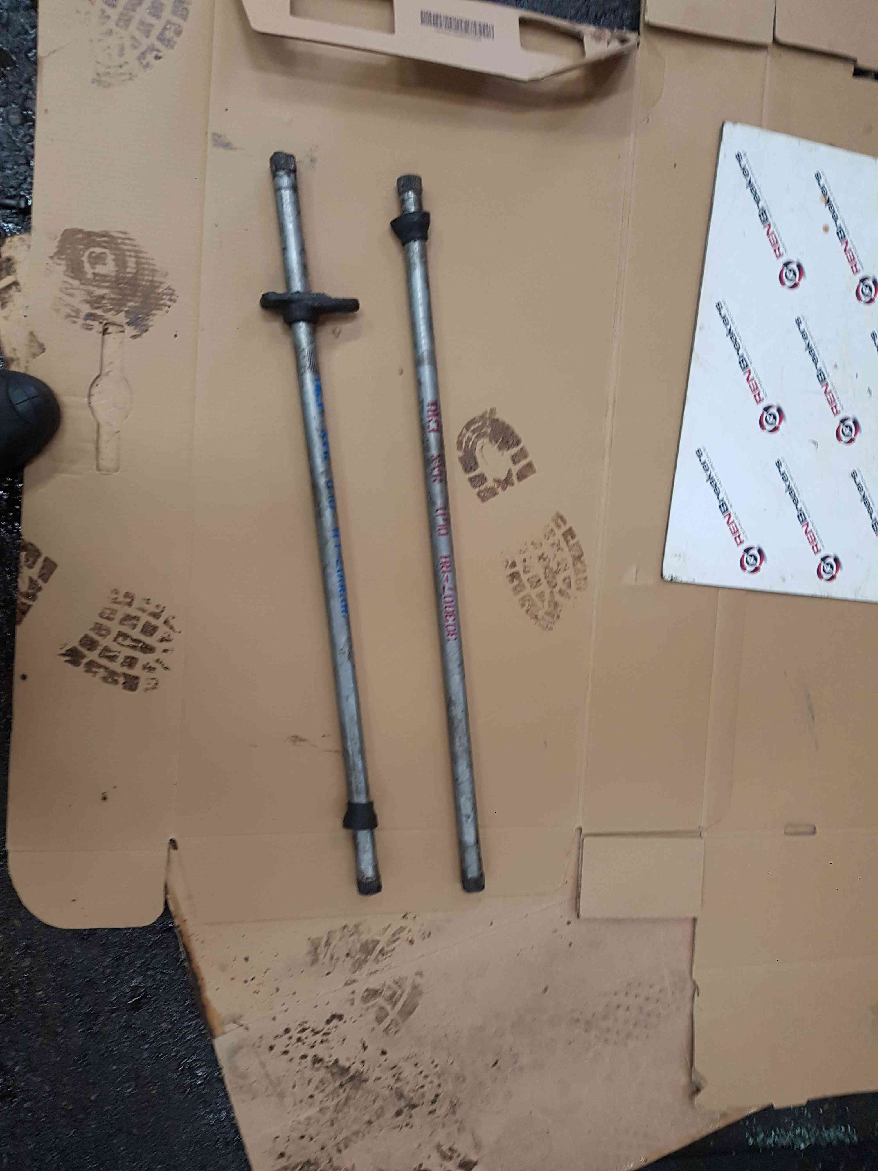 Thumb 6 Nissan Navara 2.5L D22 2002-2005 Torsion BAR Set 