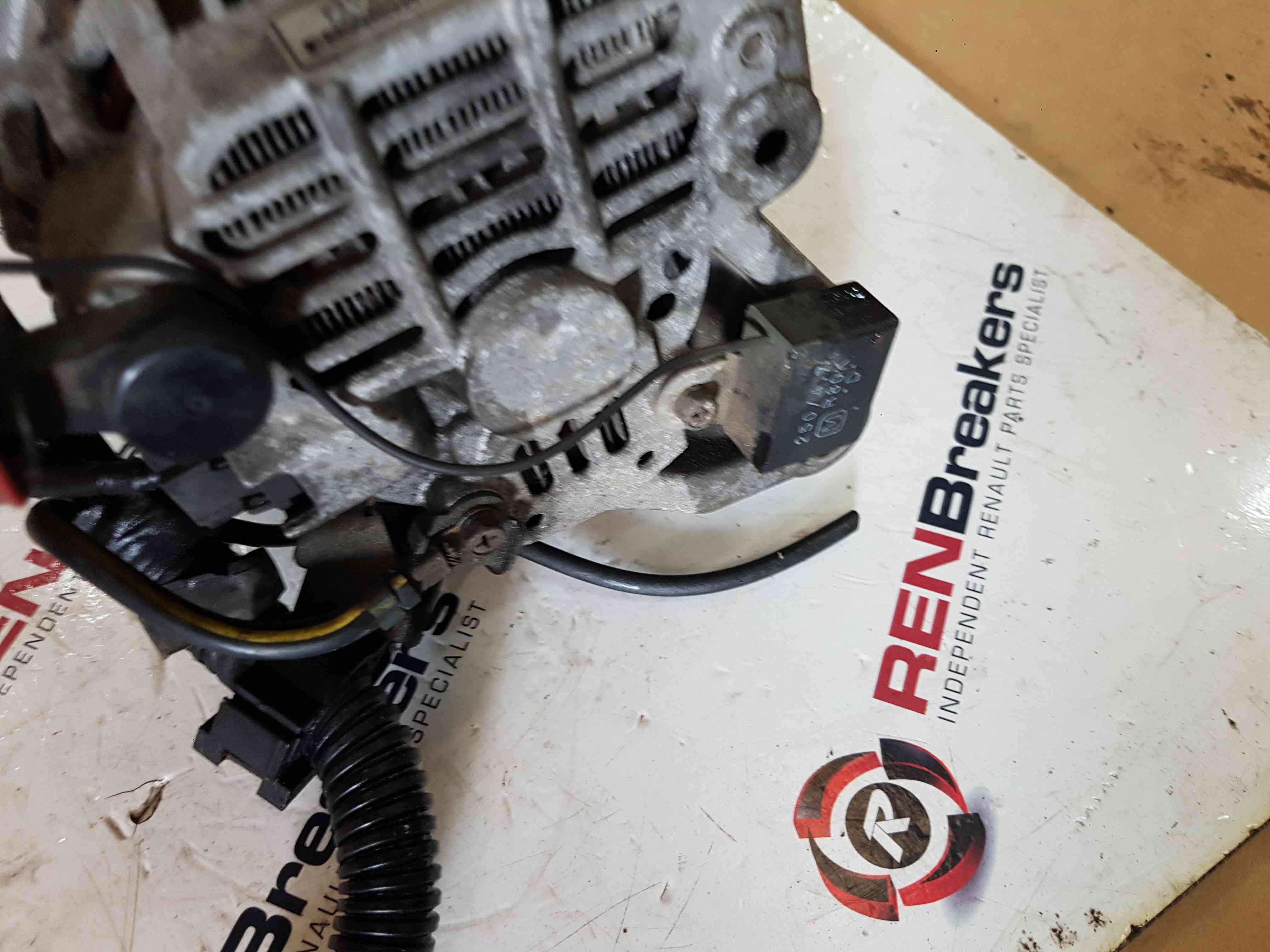 Thumb 5 Nissan Navara D22 2002-2005  Alternator MK1 (D22) 2.5 Diesel 130Amp 23100-Vk010