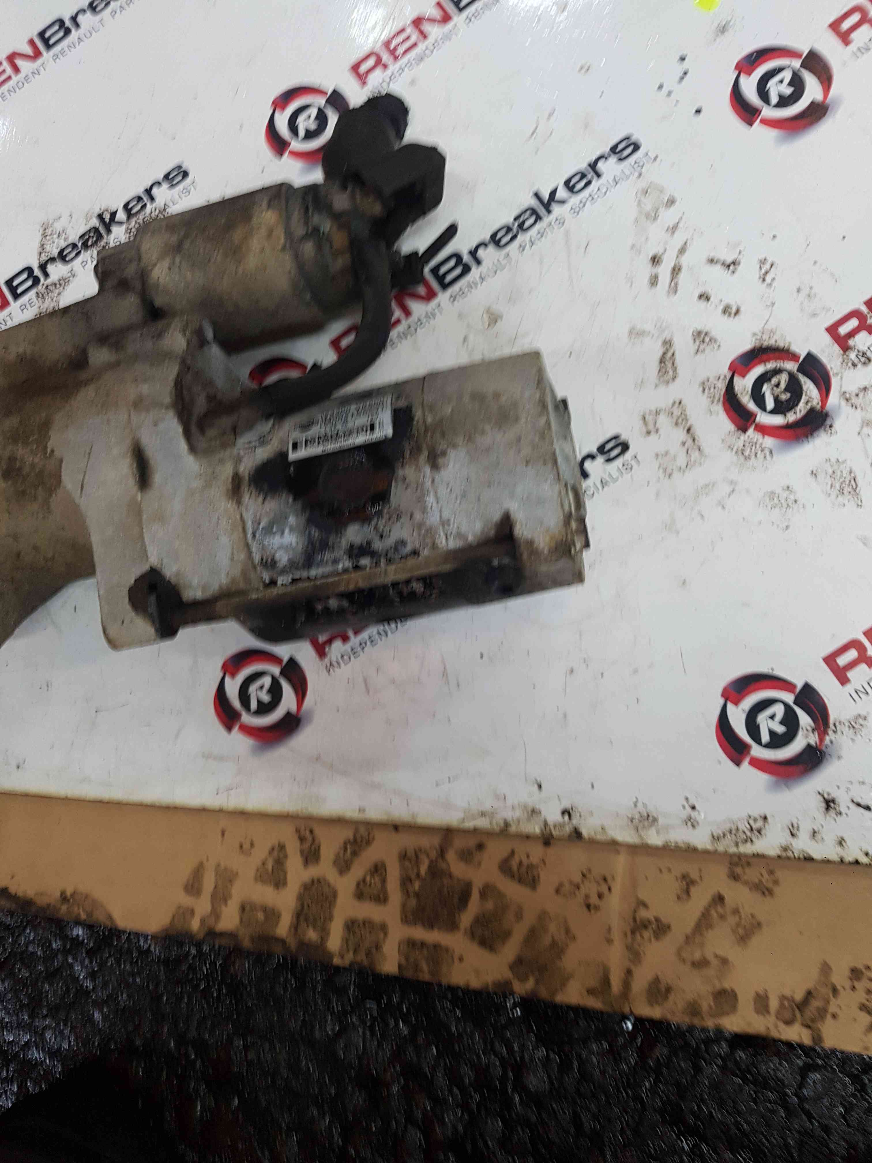 Thumb 3 Nissan Navara D22 2002-2005  Starter Motor 23300Vk500 2.5L