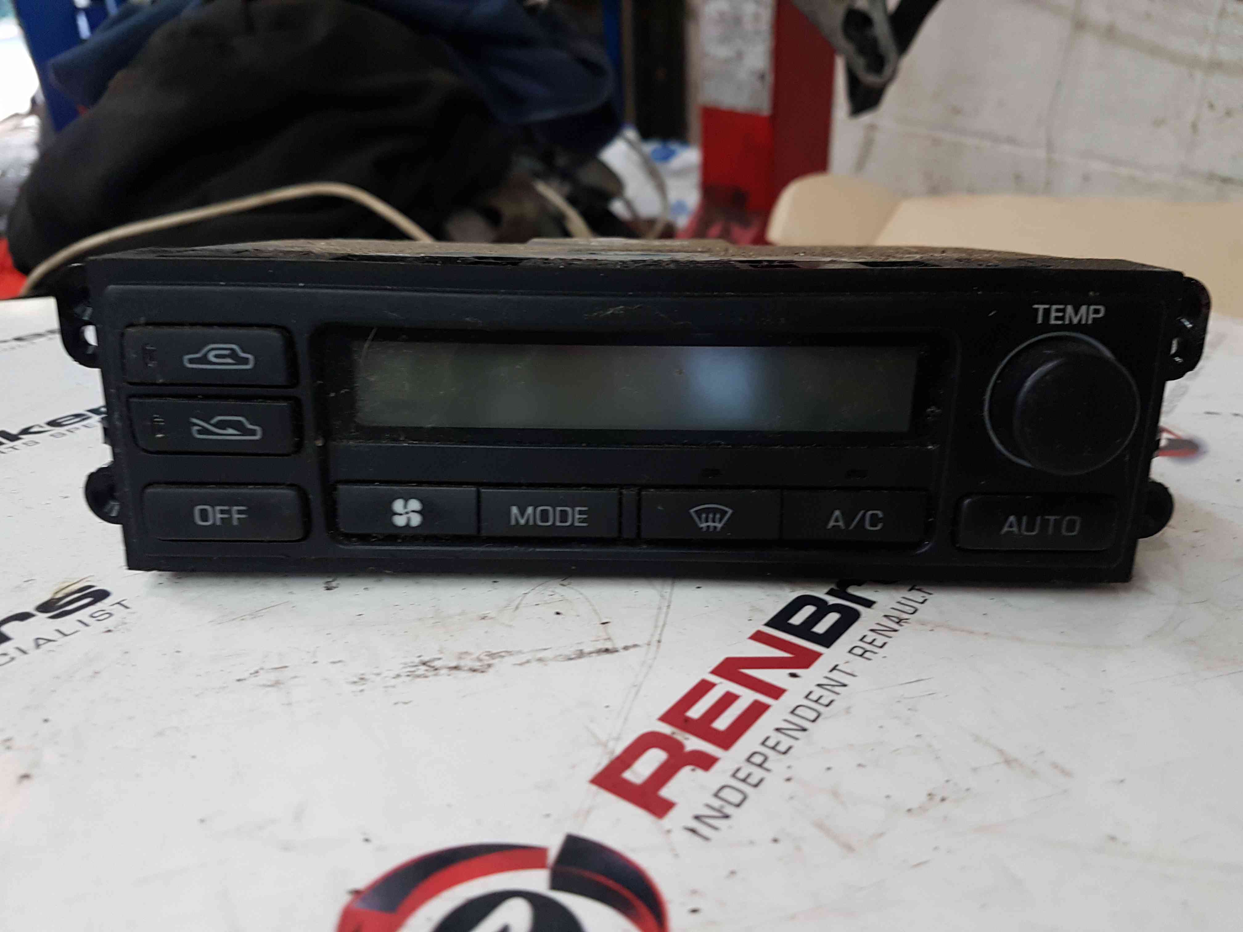 Thumb 3 Nissan Navara D22 2002-2005 Climate Heater Controls 27500VK210