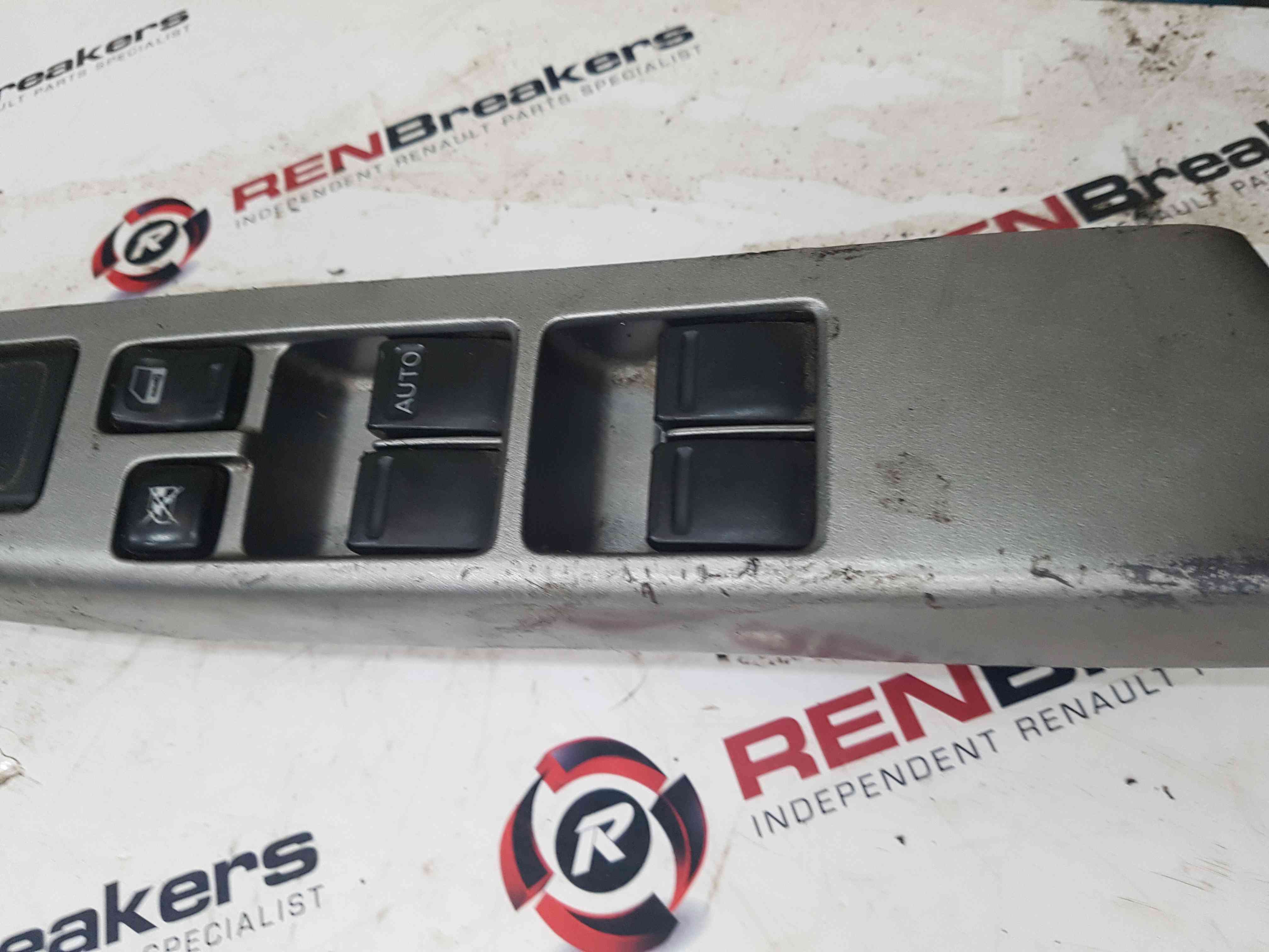 Thumb 3 Nissan Navara D22 2002-2005 Drivers OSF Front Window Switch Panel 80960VJ200