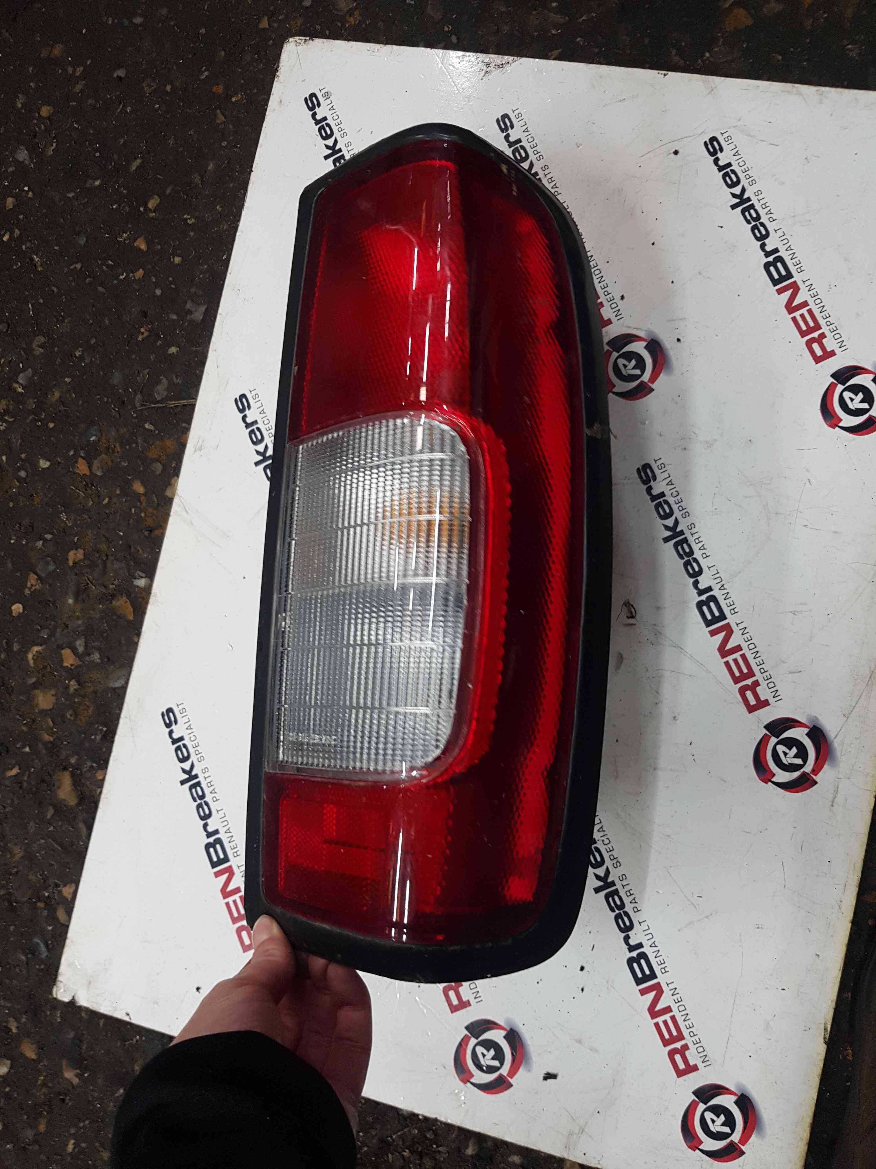 Thumb 2 Nissan Navara D22 2002-2005 Drivers OSR Rear Light