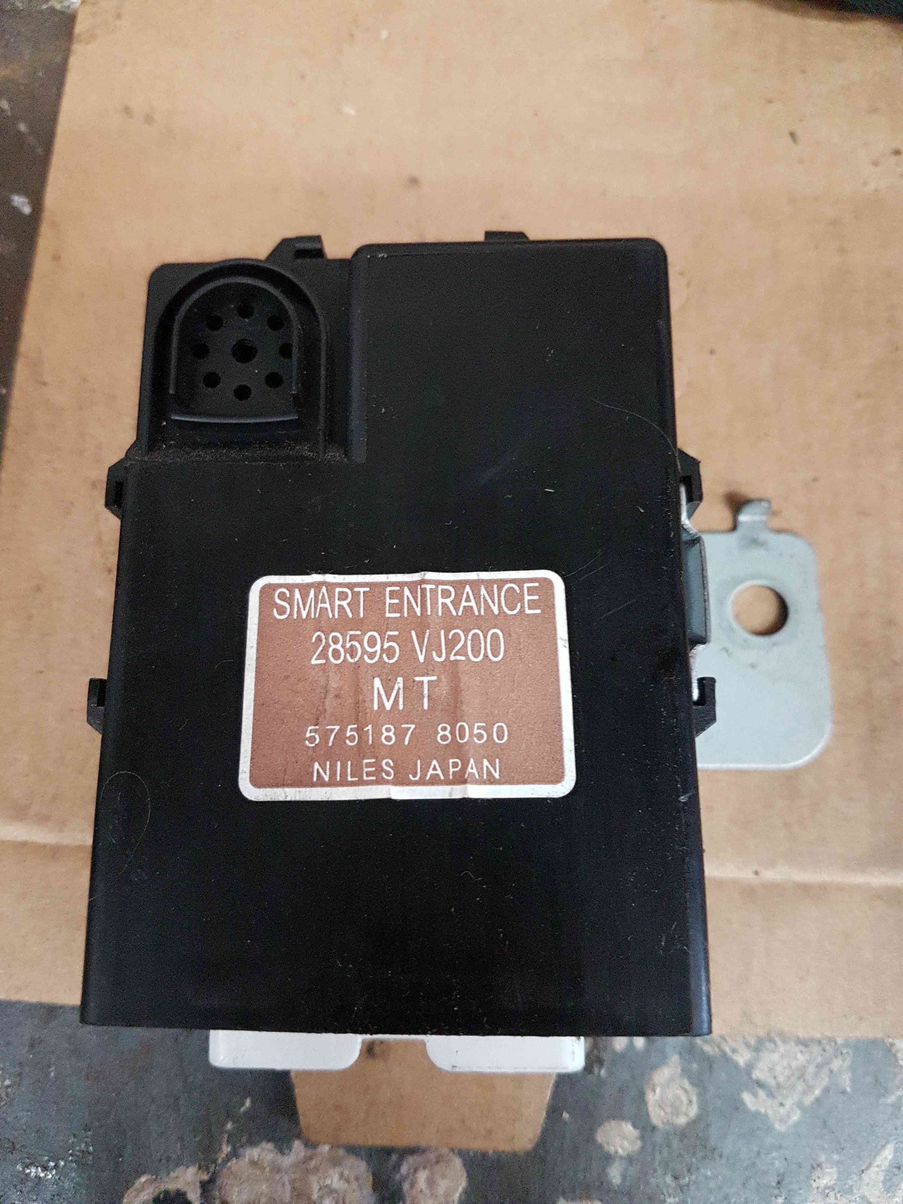 Thumb 2 Nissan Navara D22 2002-2005 Smart Entrance ECU Module 28595VJ200