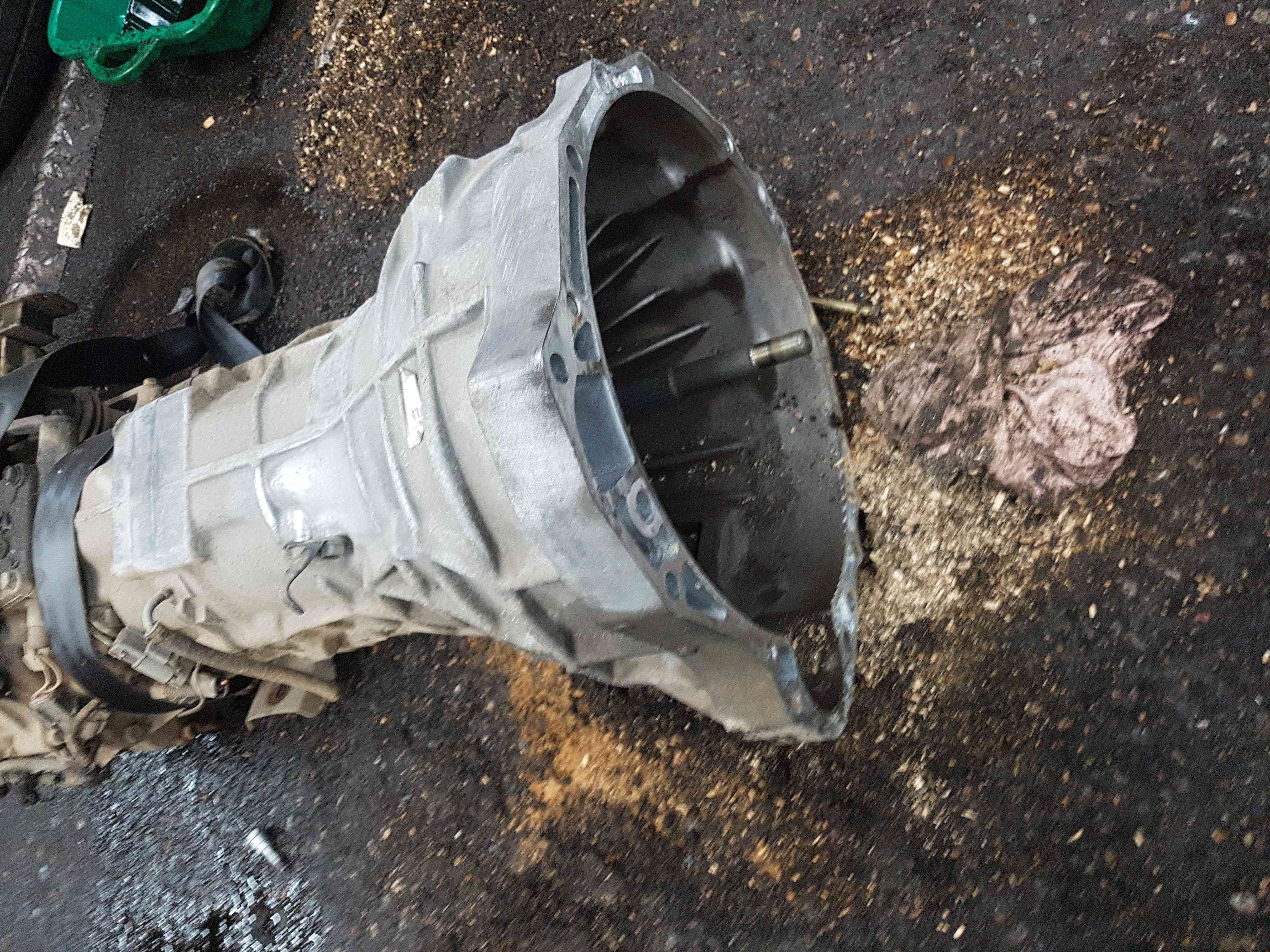 Thumb 2 Nissan Navara D22 2002-2005 Gearbox With Transfer BOX 32000Vk510