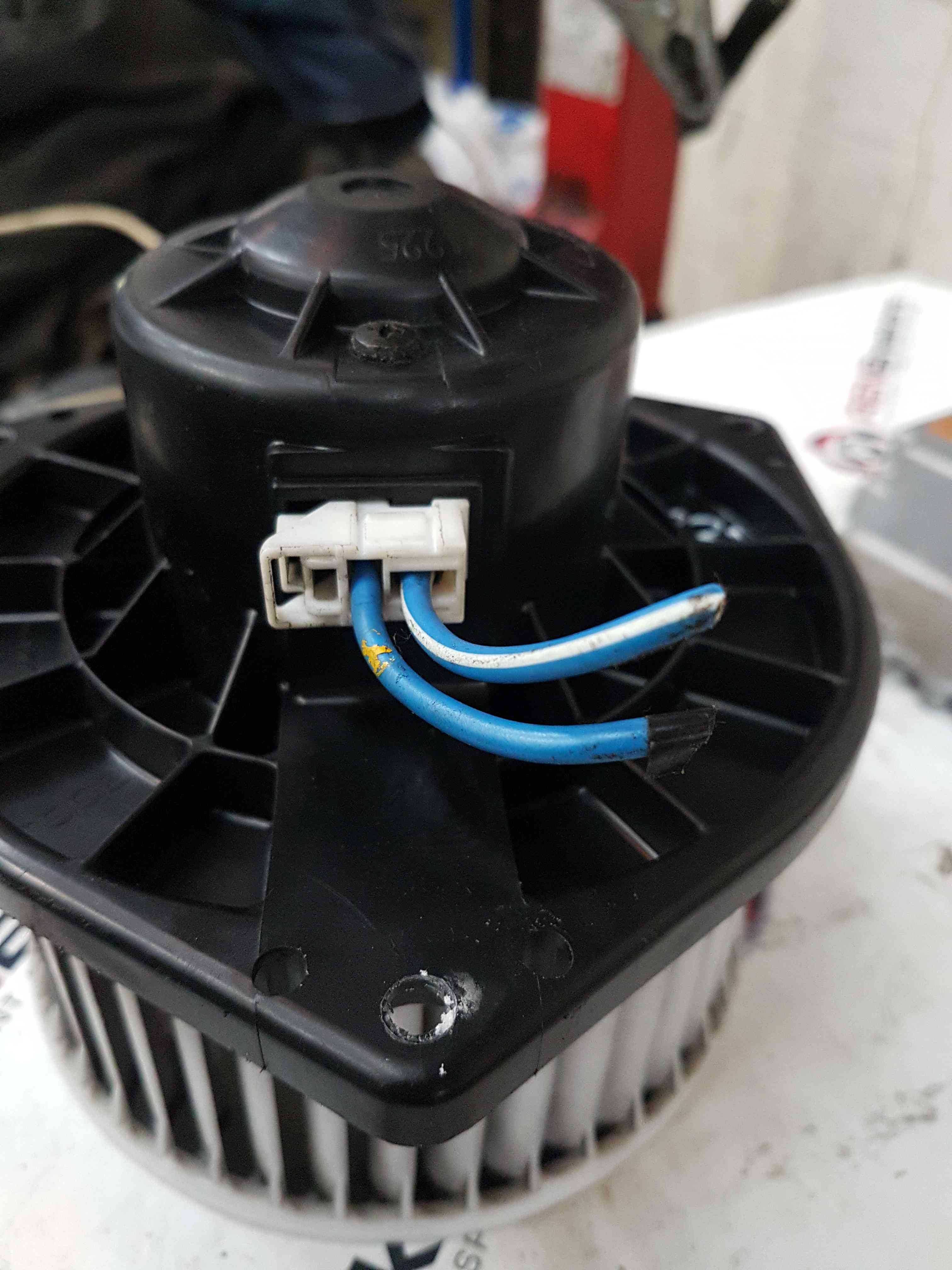 Thumb 3 Nissan Navara D22 2002-2005 Heater Motor FAN