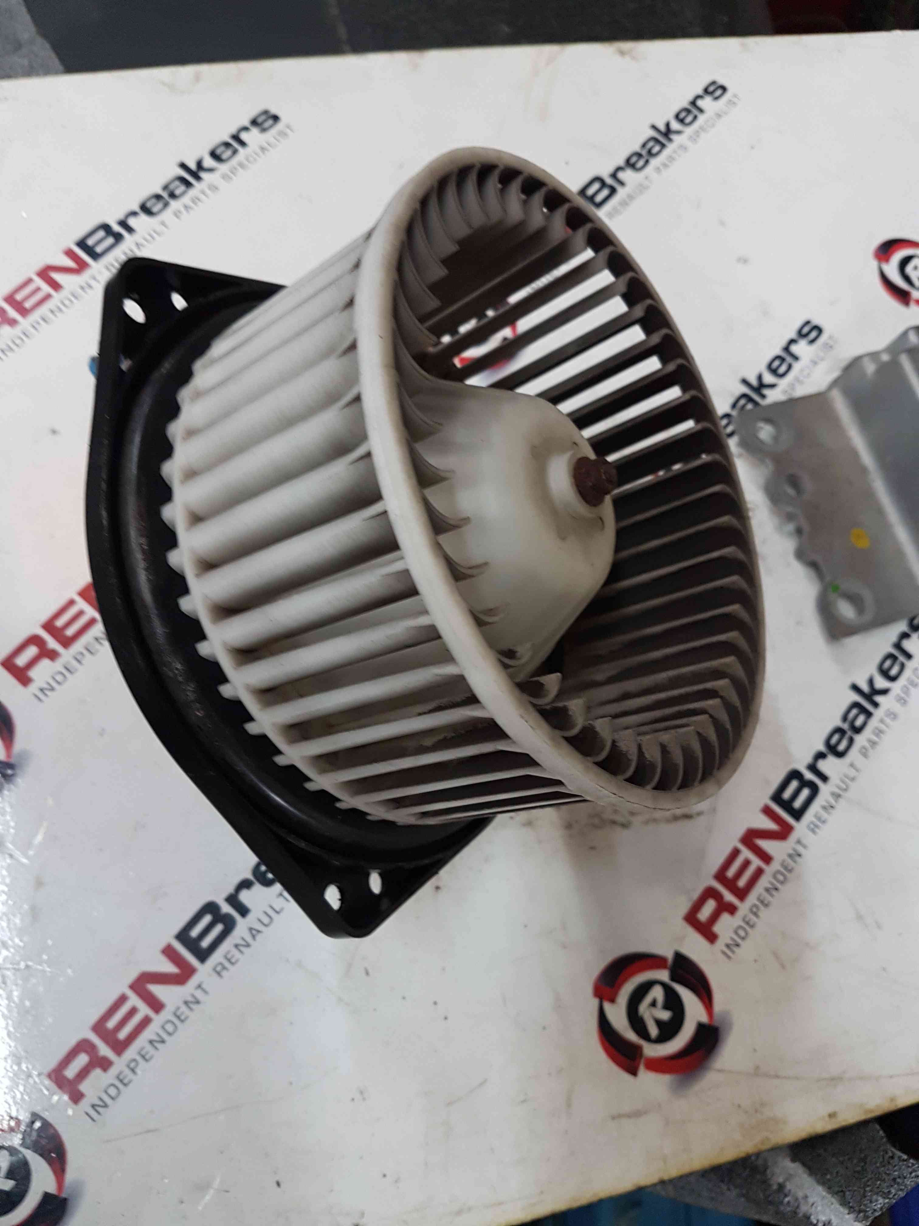 Thumb 4 Nissan Navara D22 2002-2005 Heater Motor FAN