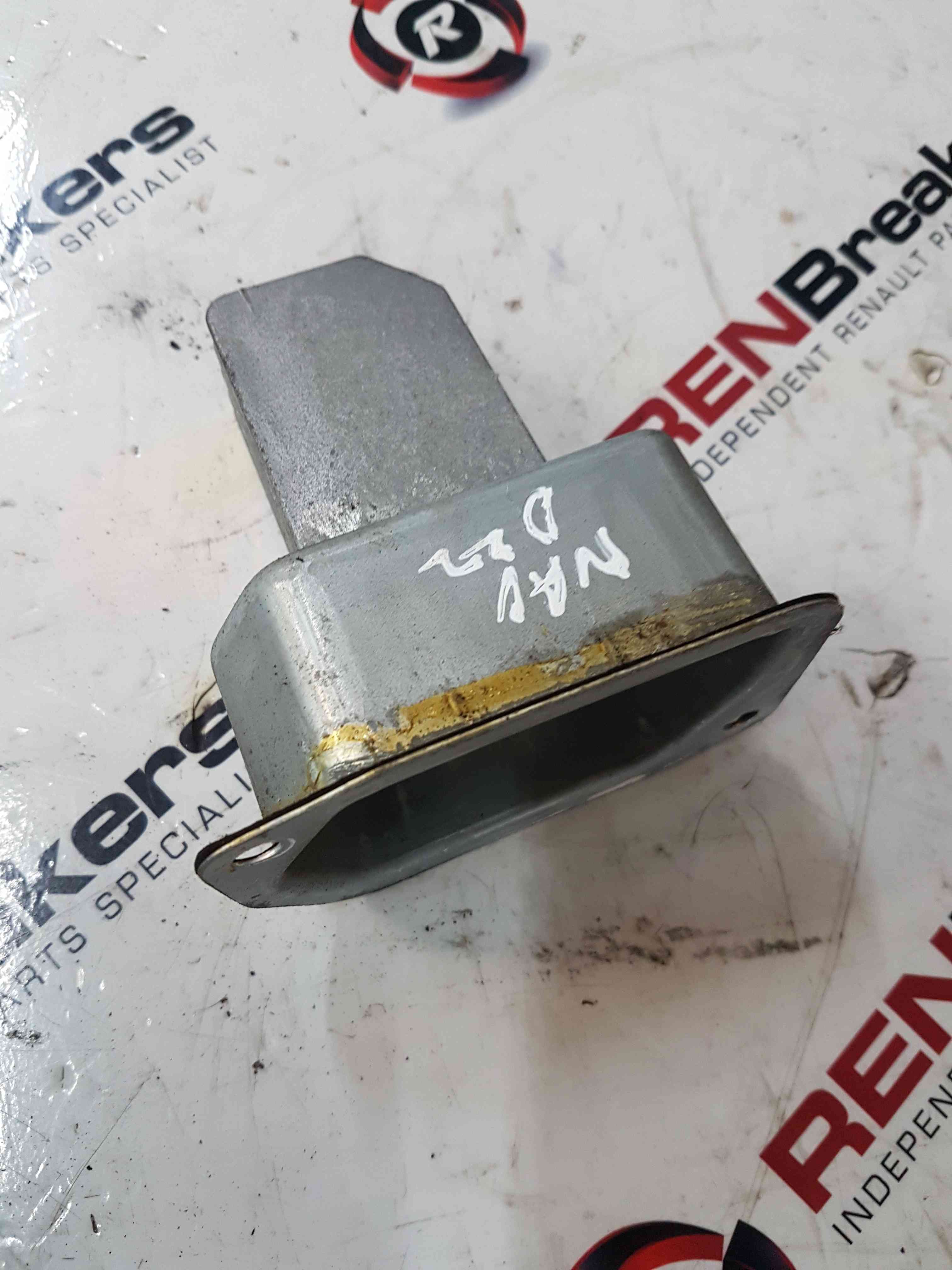 Thumb 3 Nissan Navara D22 2002-2005 Heater Resistor