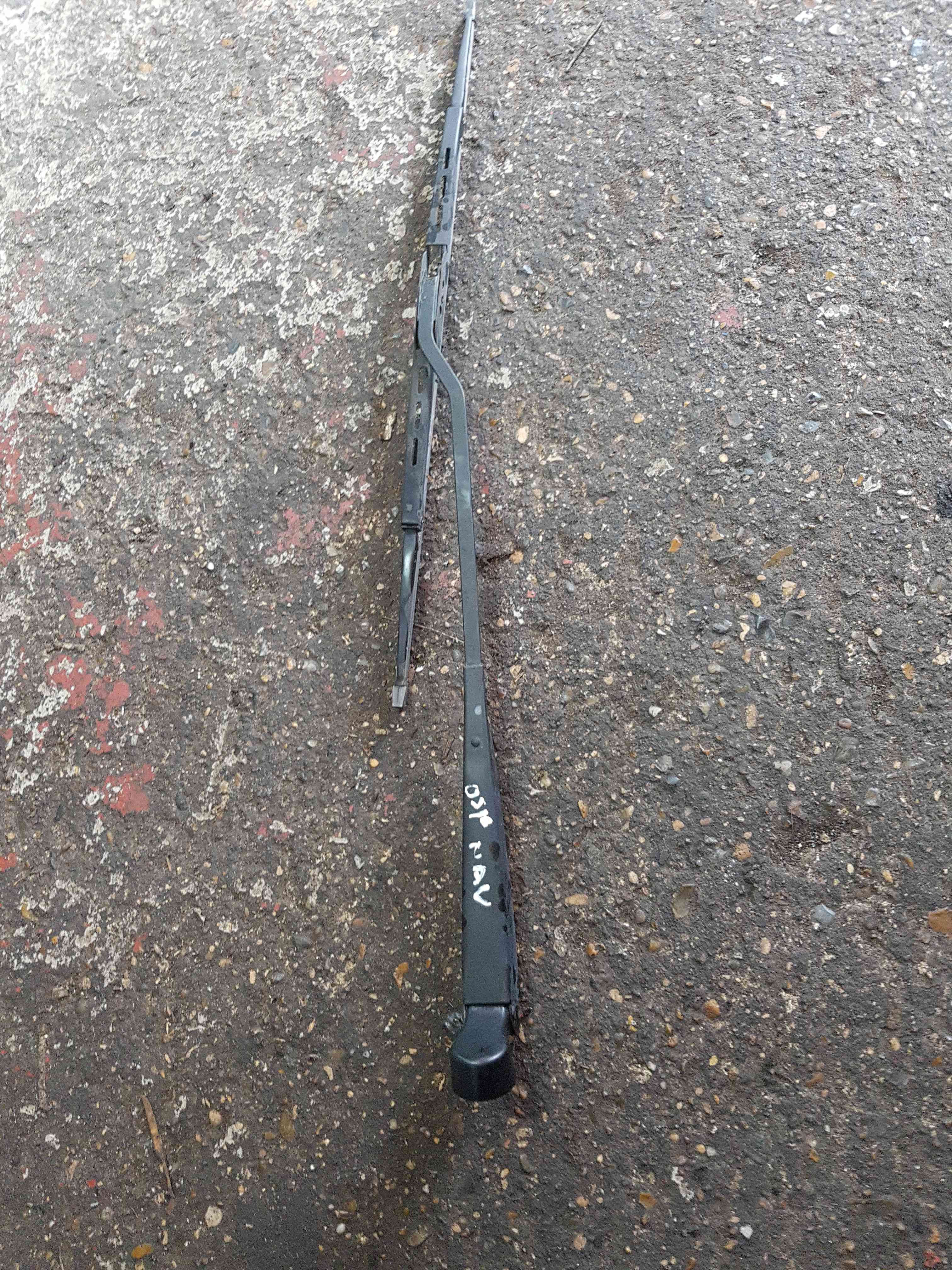 Thumb 5 Nissan Navara D22 2002-2005 OSF Window Windscreen Wiper ARM OSF Os Driver Side