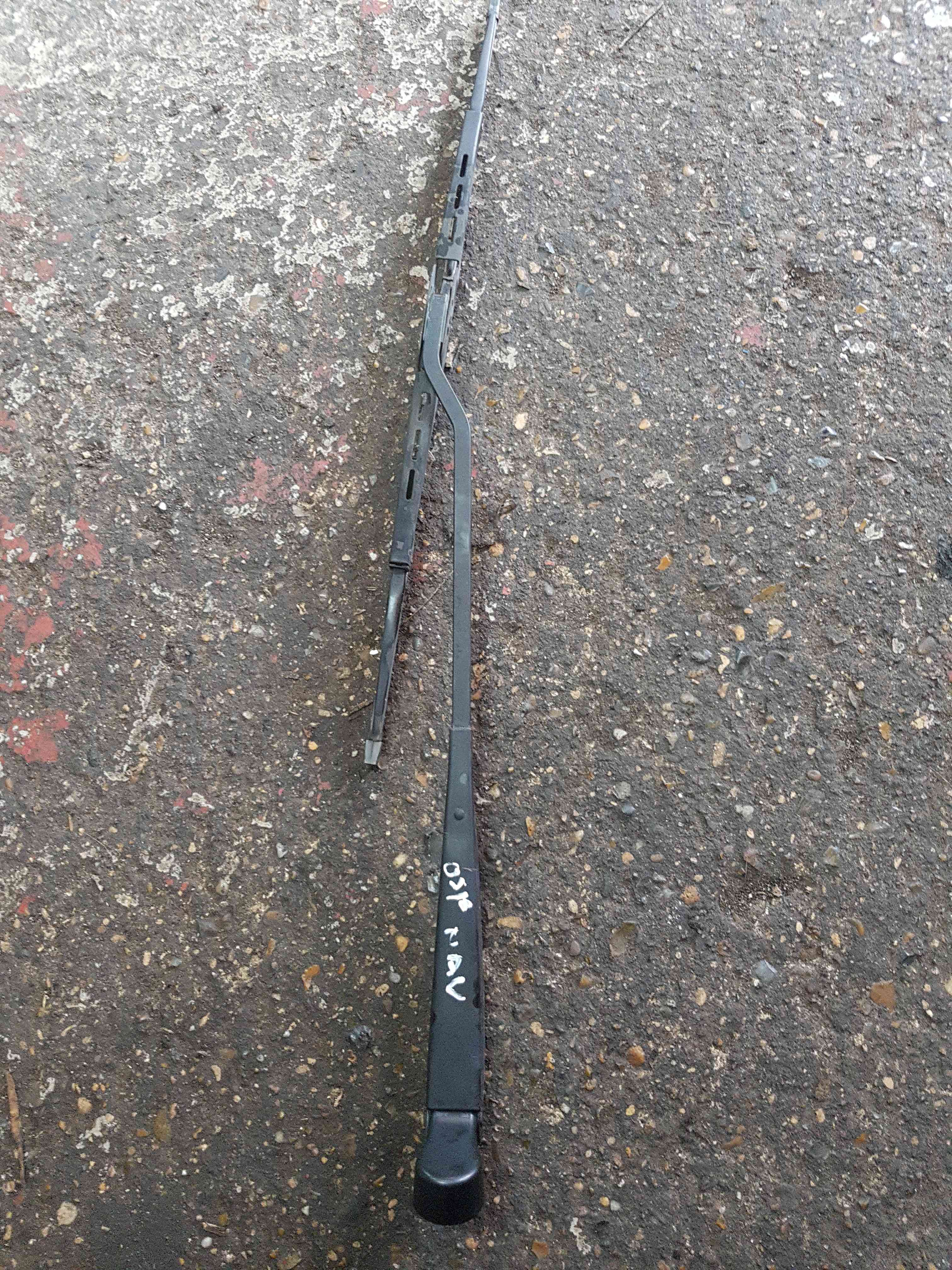 Thumb 7 Nissan Navara D22 2002-2005 OSF Window Windscreen Wiper ARM OSF Os Driver Side
