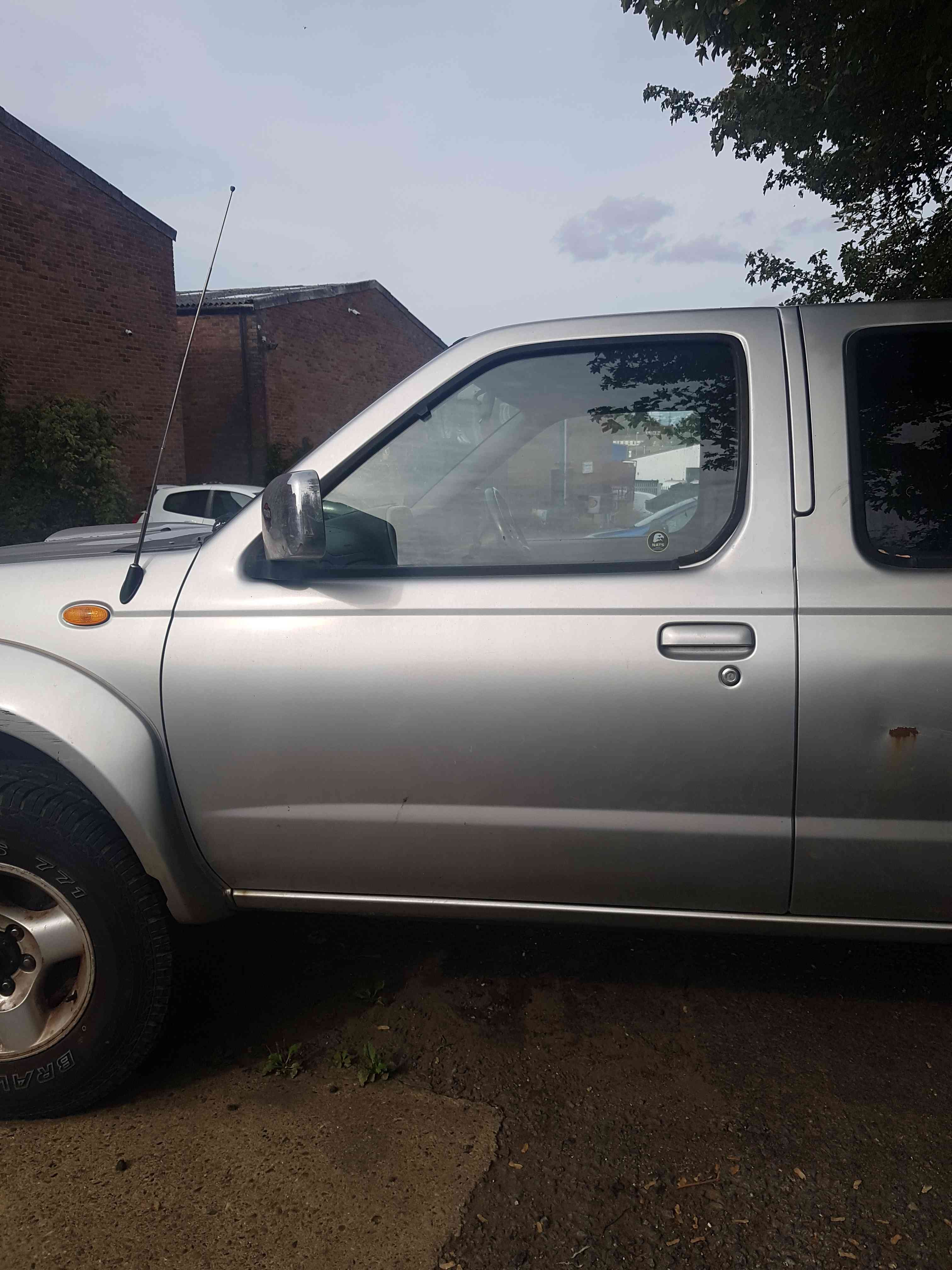 Thumb 2 Nissan Navara D22 2002-2005 Passenger NSF Front Door Blade Silver