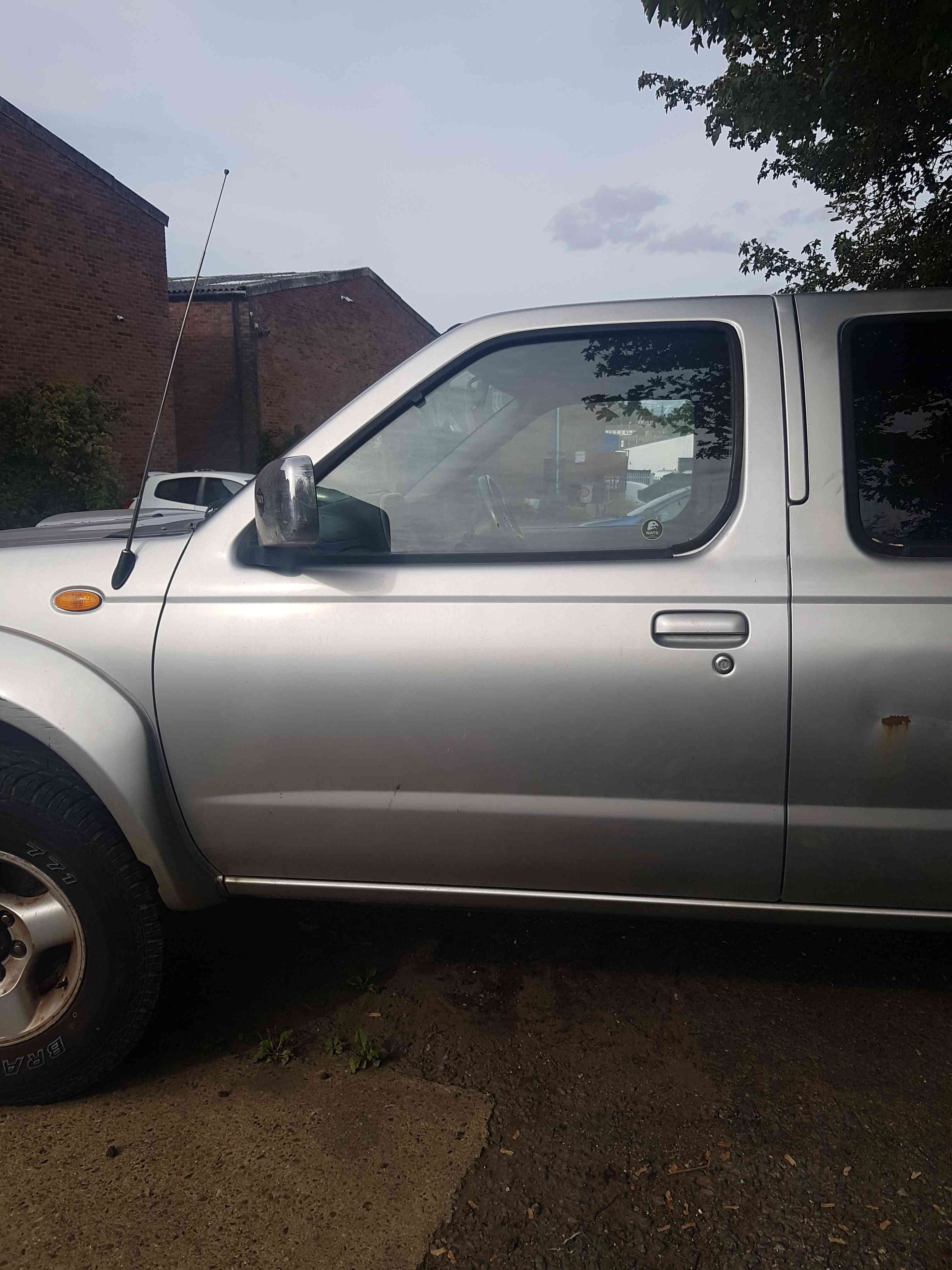 Thumb 3 Nissan Navara D22 2002-2005 Passenger NSF Front Door Blade Silver