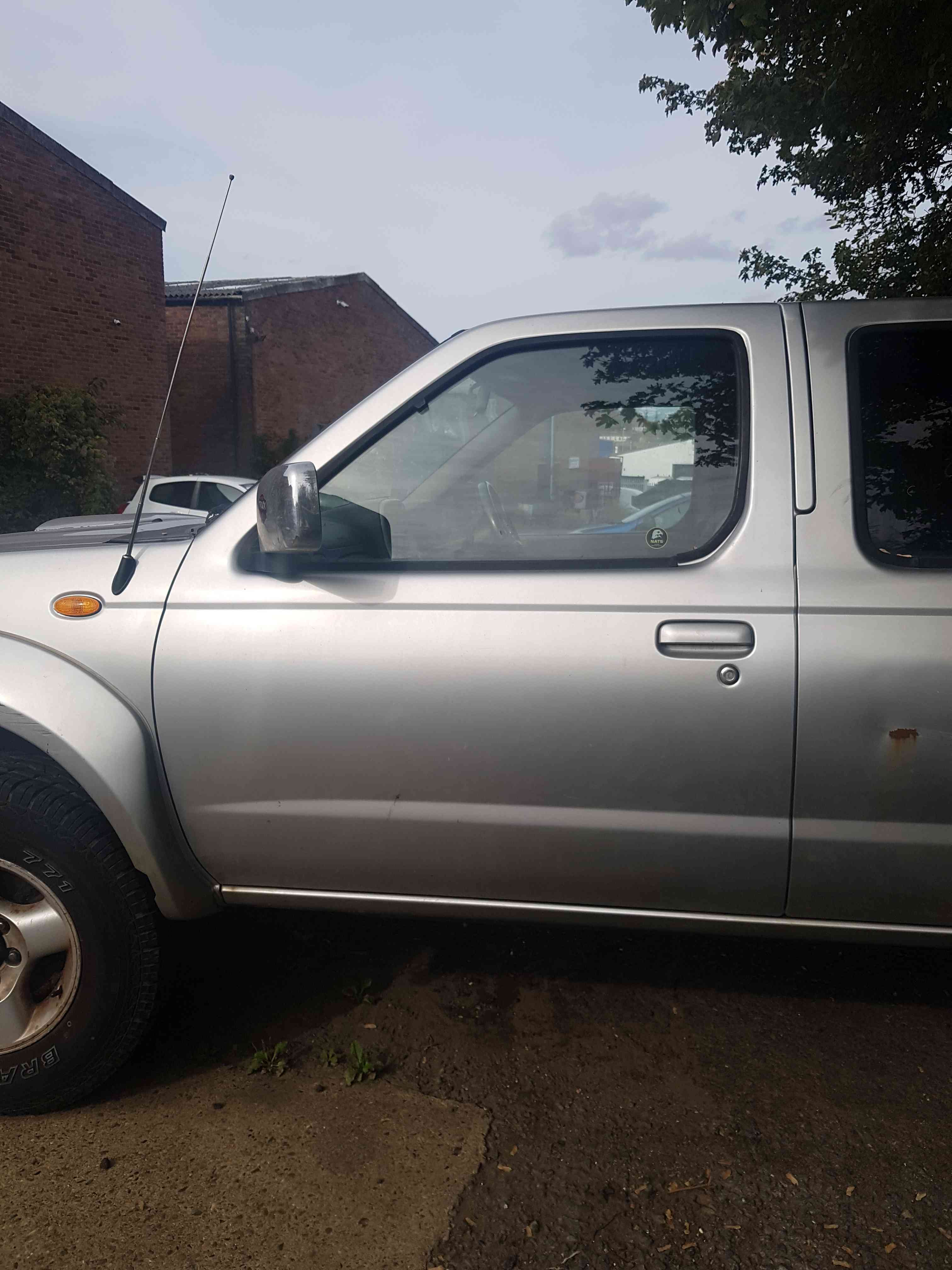 Thumb 6 Nissan Navara D22 2002-2005 Passenger NSF Front Door Blade Silver