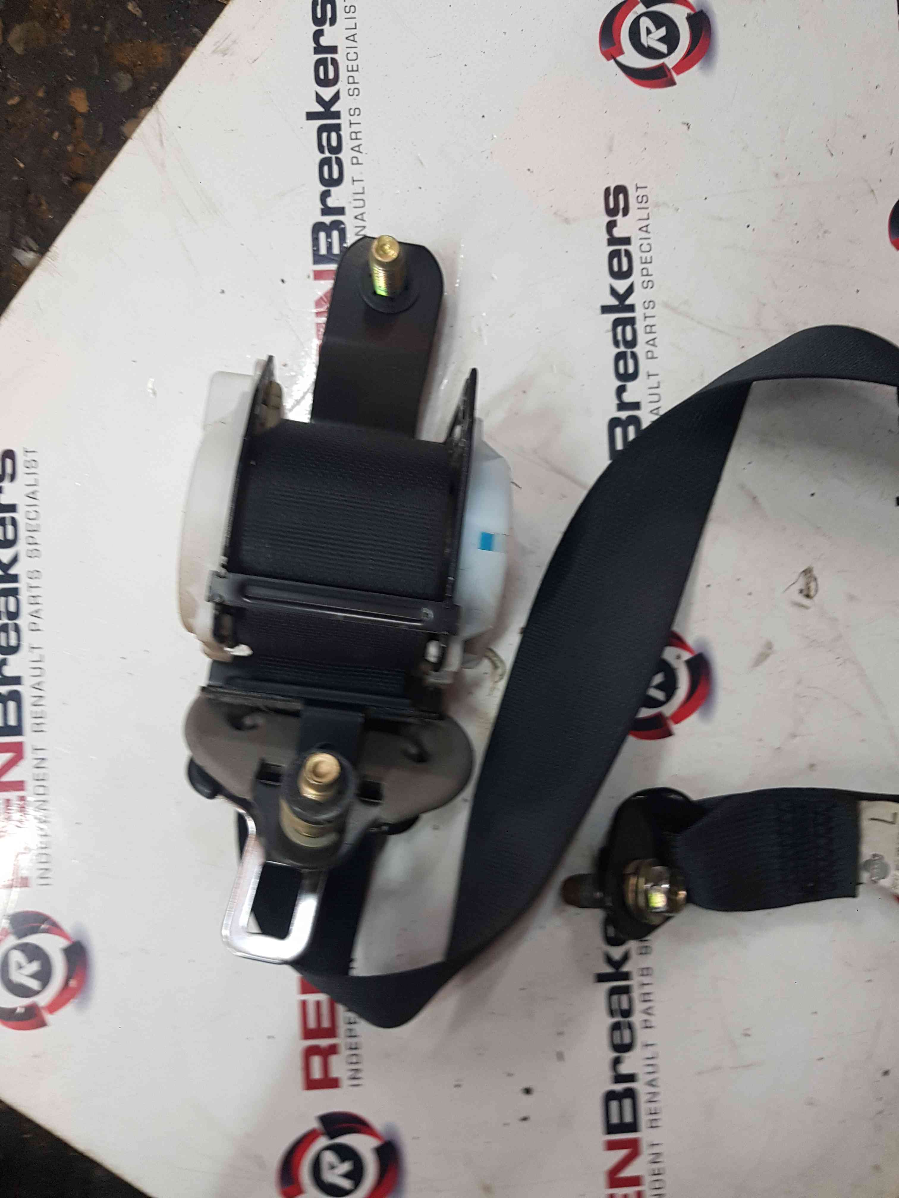 Thumb 3 Nissan Navara D22 2002-2005 Passenger NSR Rear Seat Belt