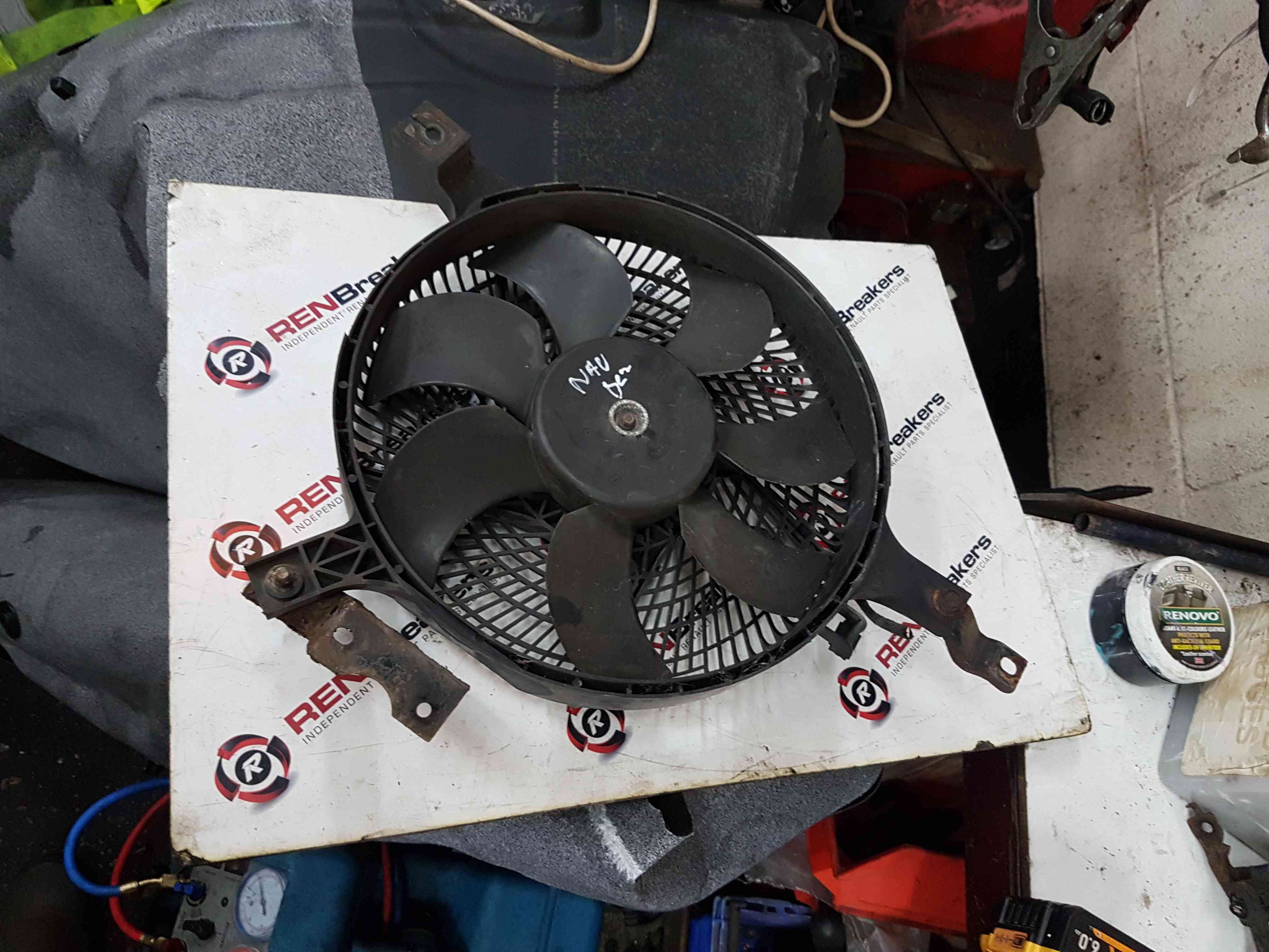 Thumb 2 Nissan Navara D22 2002-2005 Radiator FAN