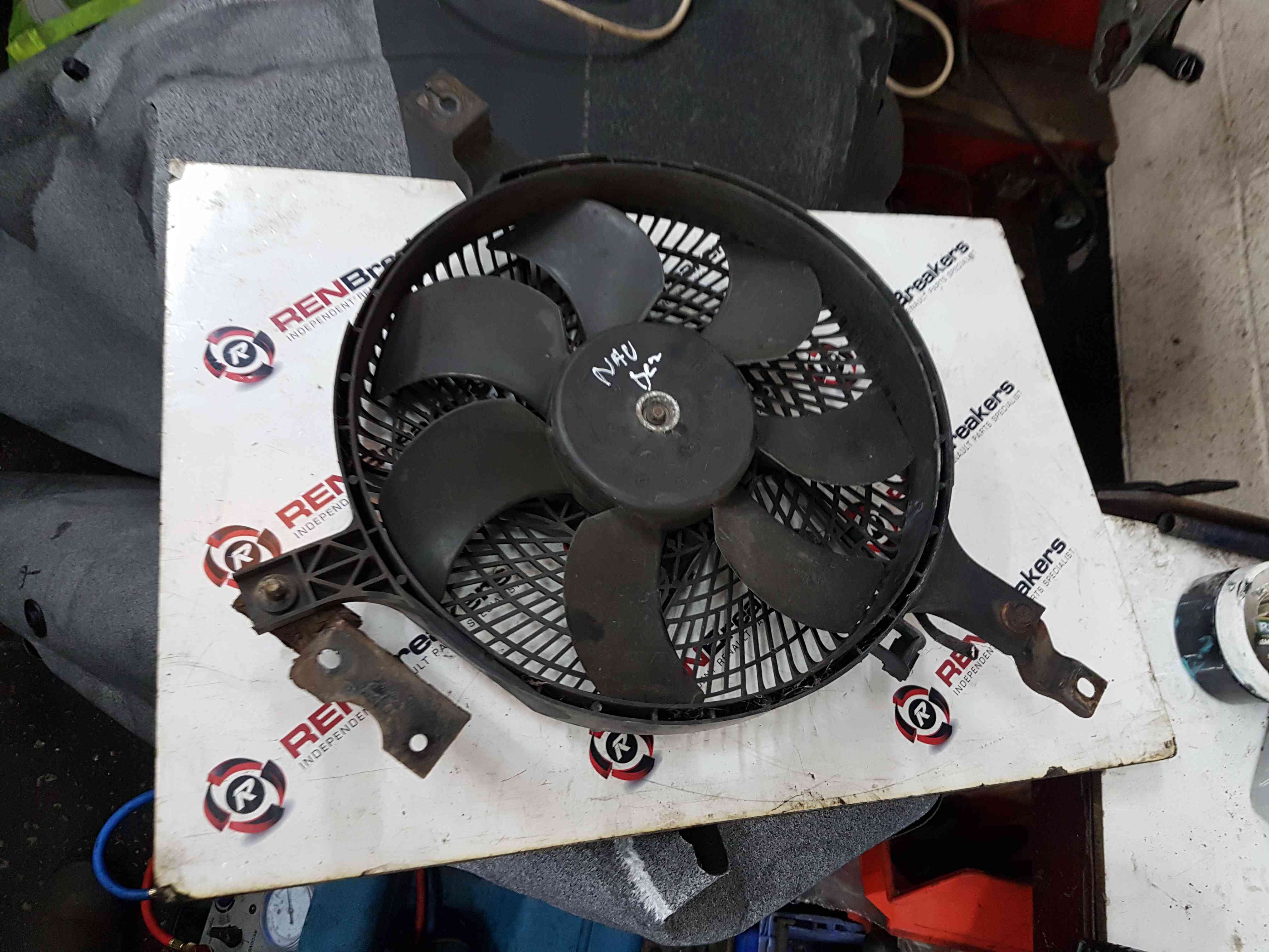 Thumb 3 Nissan Navara D22 2002-2005 Radiator FAN