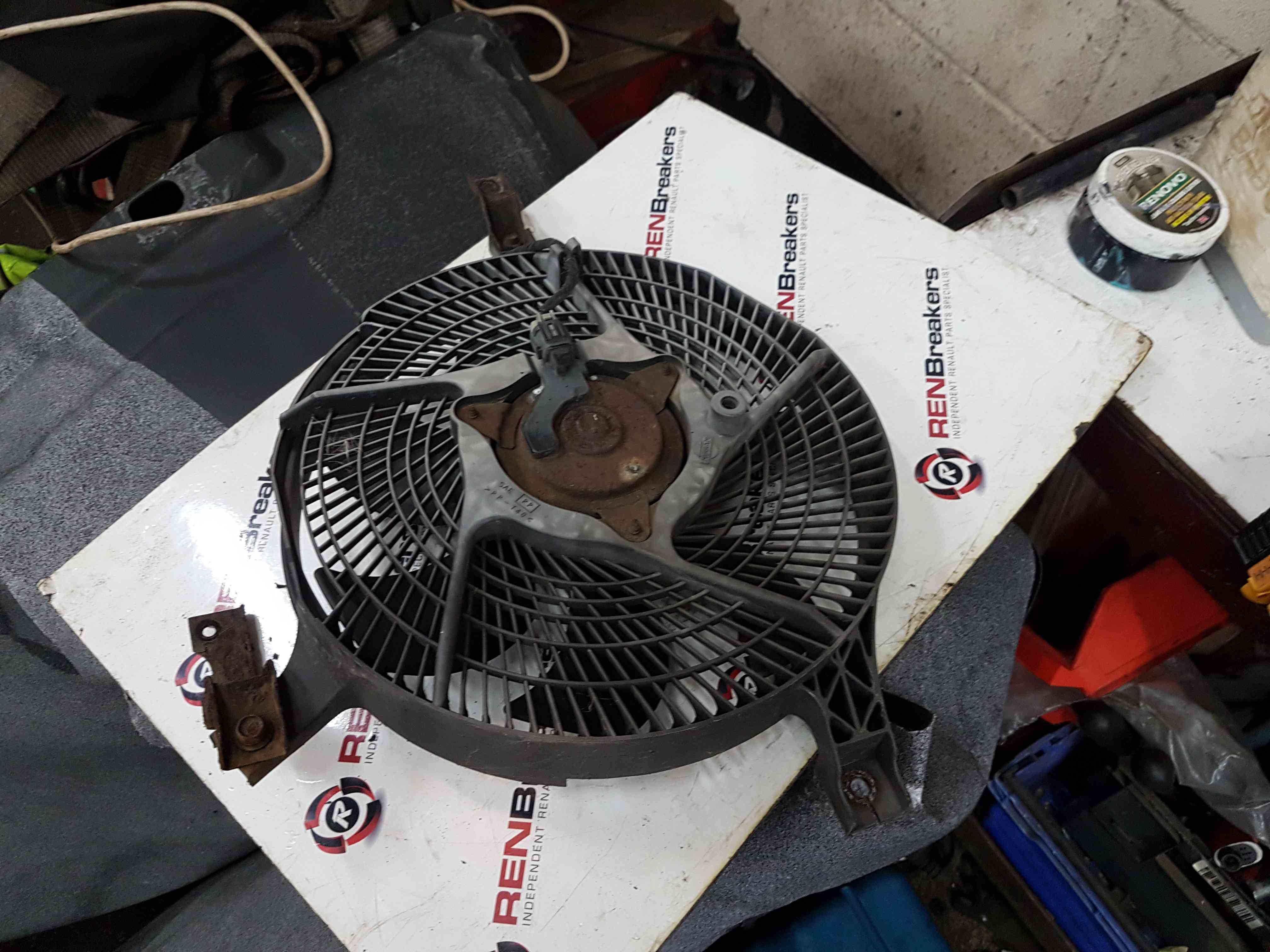 Thumb 4 Nissan Navara D22 2002-2005 Radiator FAN