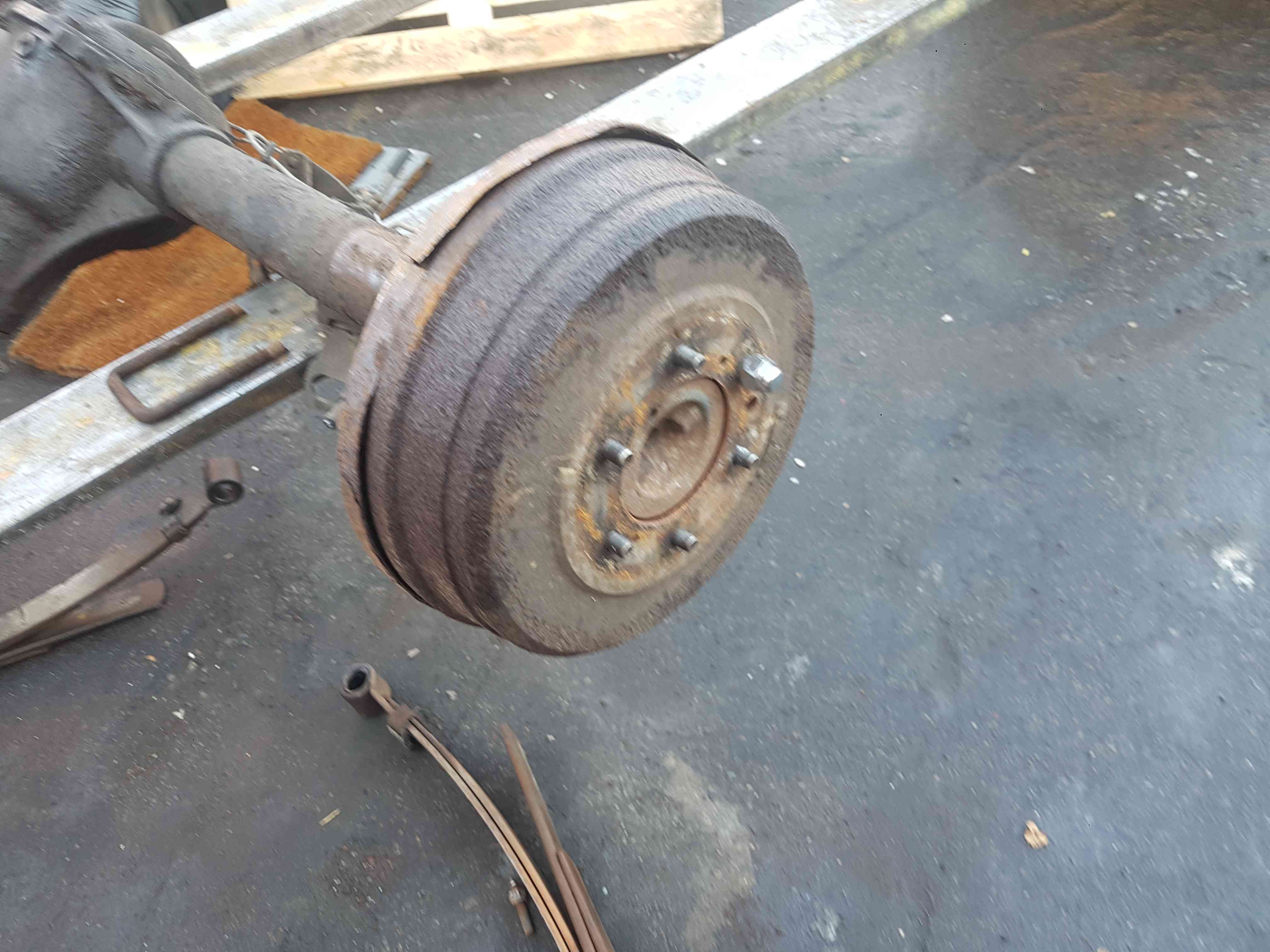 Thumb 2 Nissan Navara D22 2002-2005 Rear Axle Differential AWD Complete