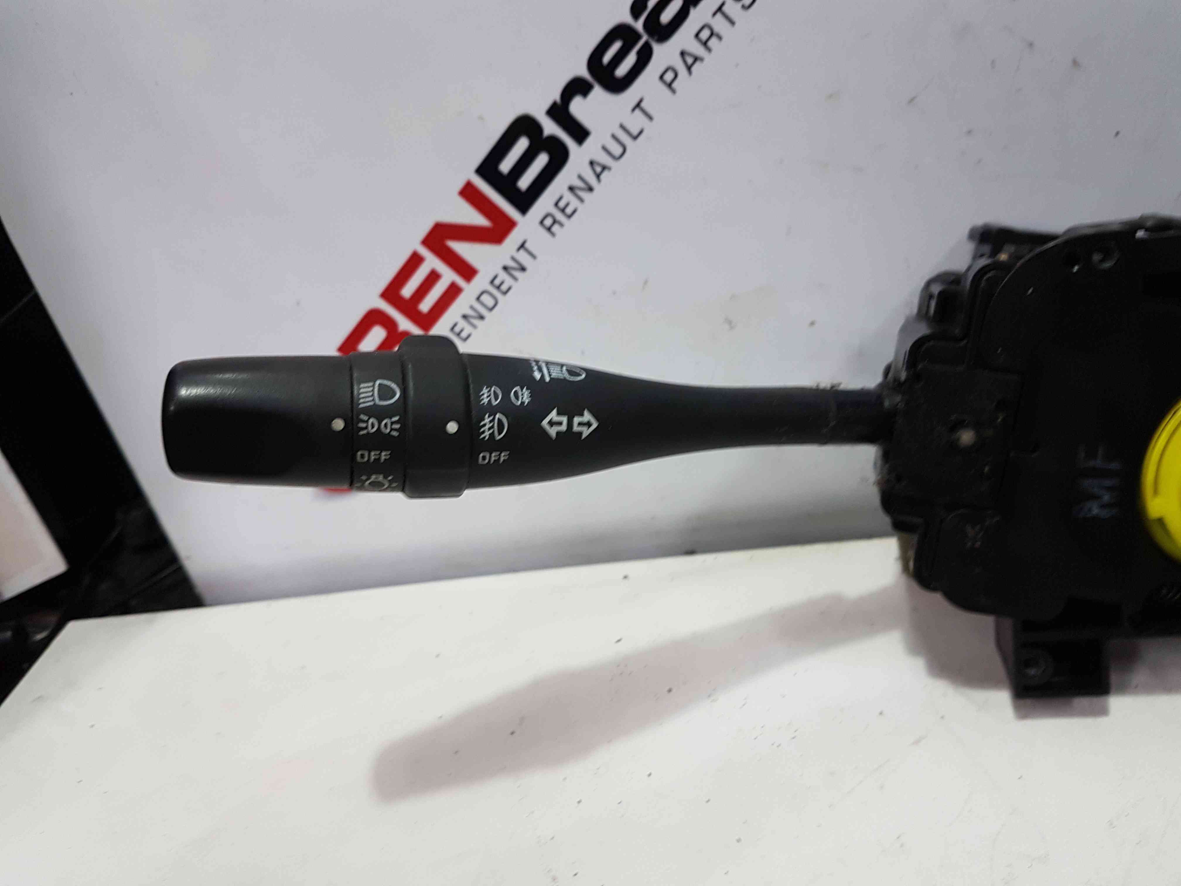 Thumb 3 Nissan Navara D22 2002-2005 Stalk Stalks Squib Clock Fogs Indicator