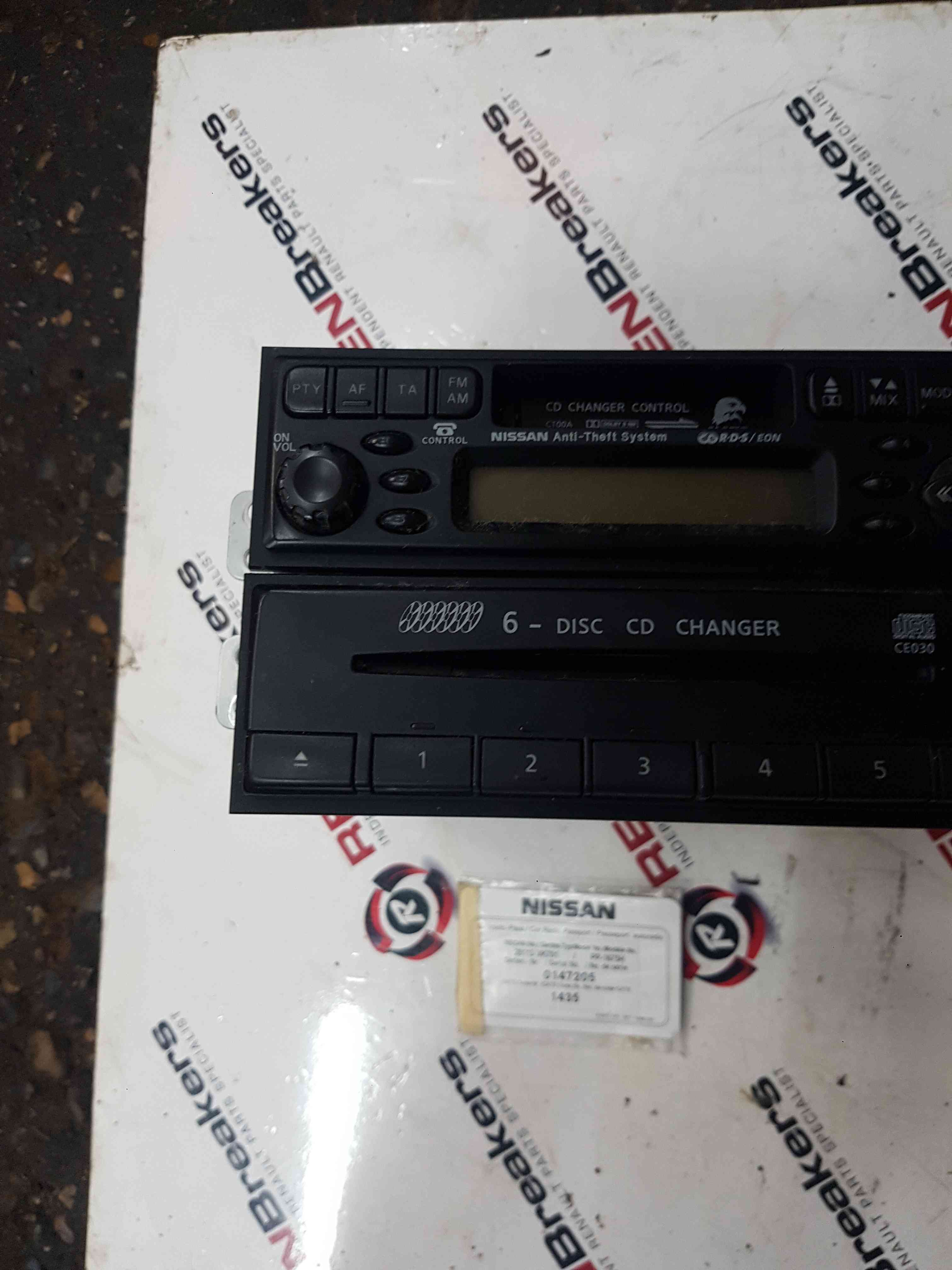 Thumb 4 Nissan Navara D22 2002-2005 Tape Casette Player 6 Disc Changer + Code 28113VK701
