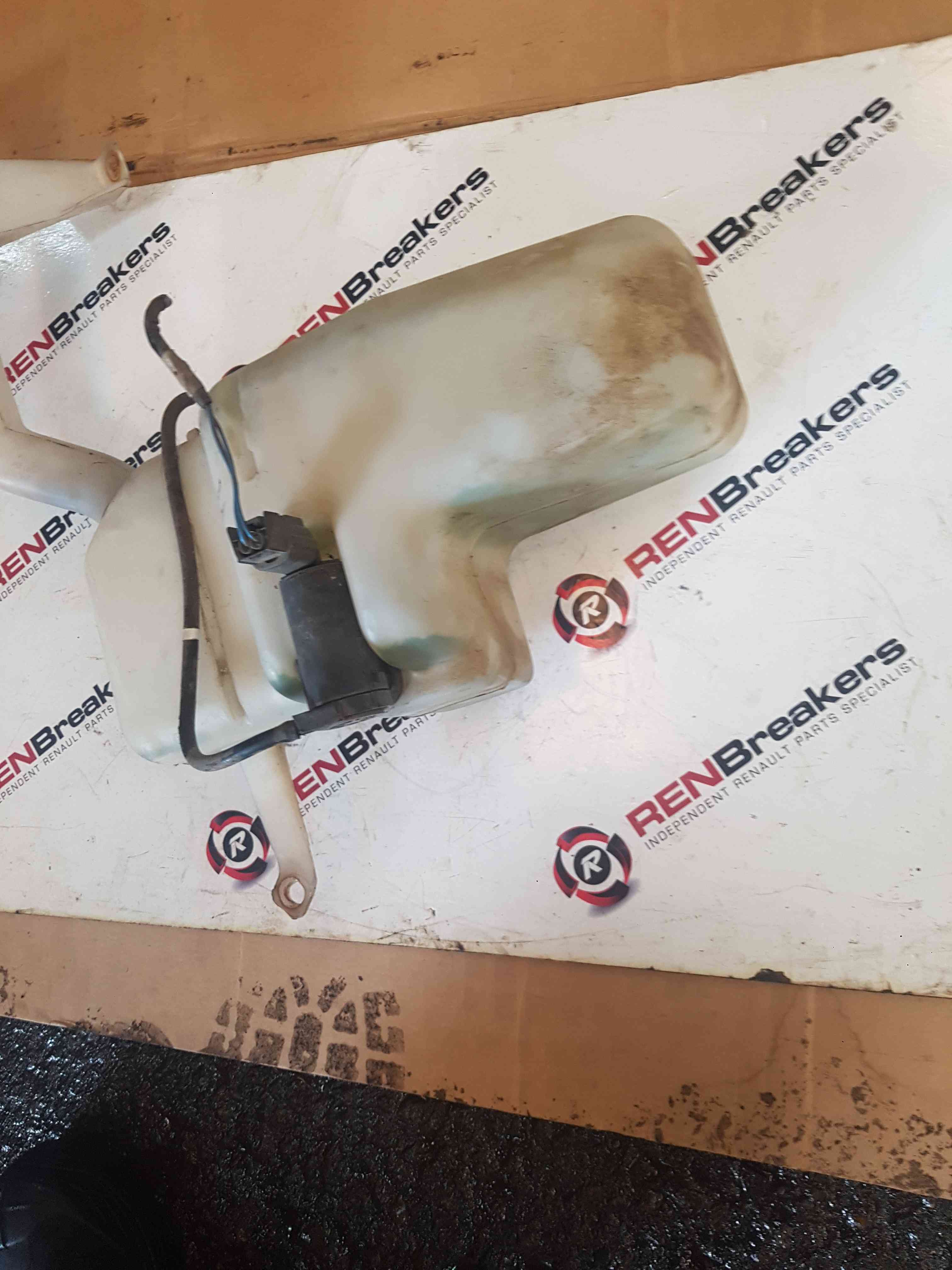 Thumb 4 Nissan Navara D22 2002-2005 Washer Bottle + Pump