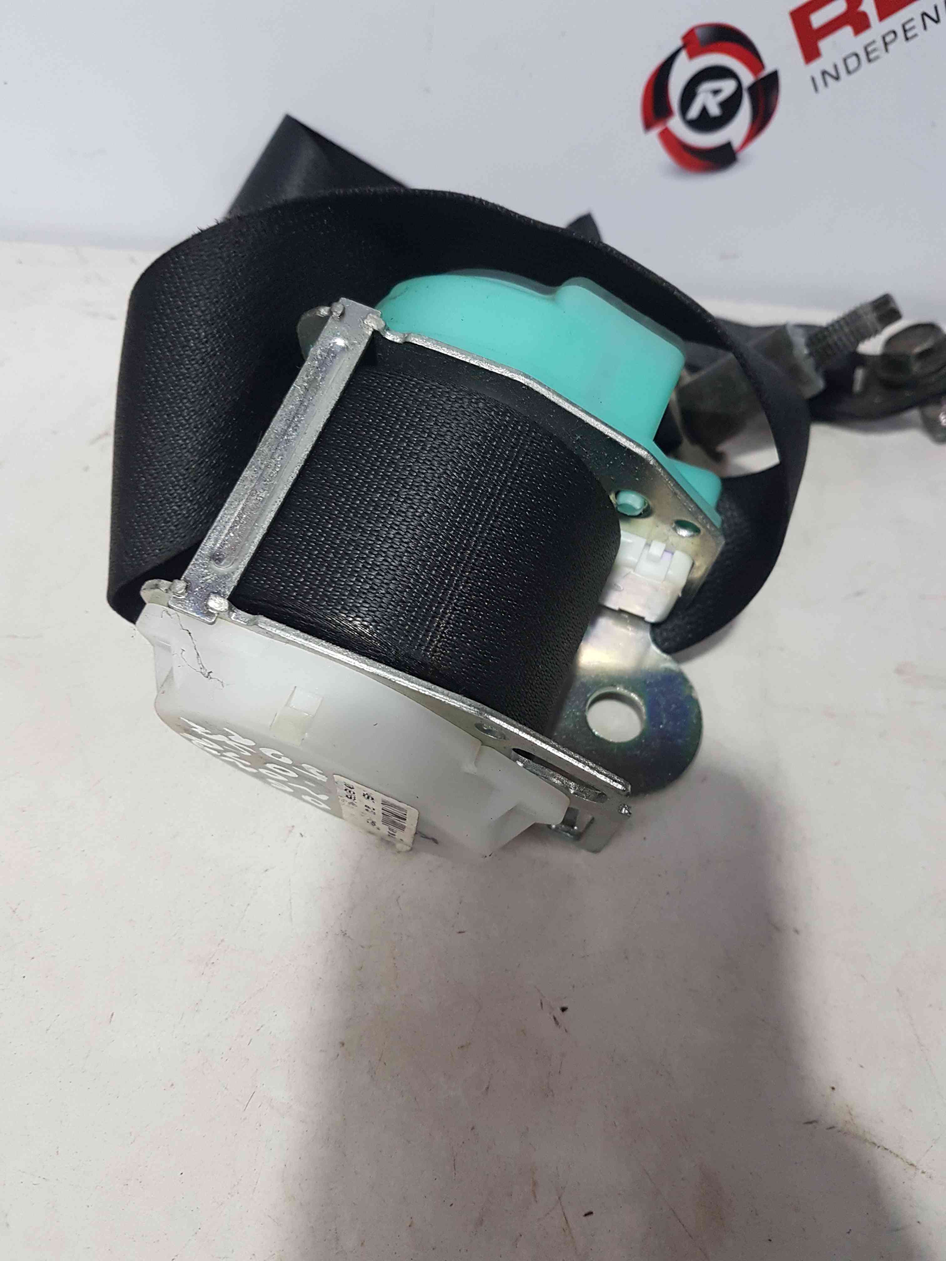 Thumb 3 Nissan Note E11 2005-2012 Drivers OSR Rear Seat Belt