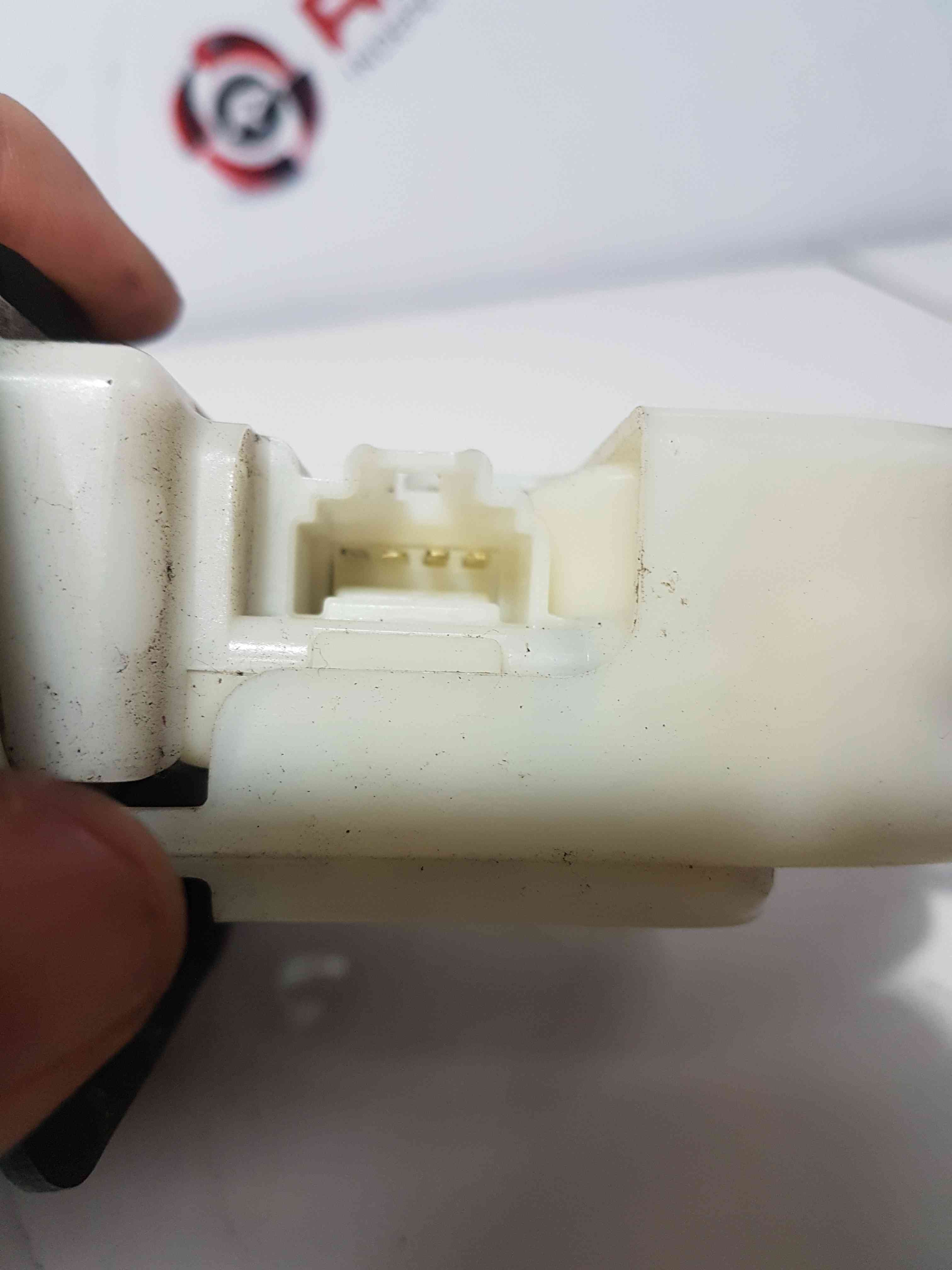 Thumb 8 Nissan Note 2005-2008 Rear Boot Bootlid Lock Mechanism 