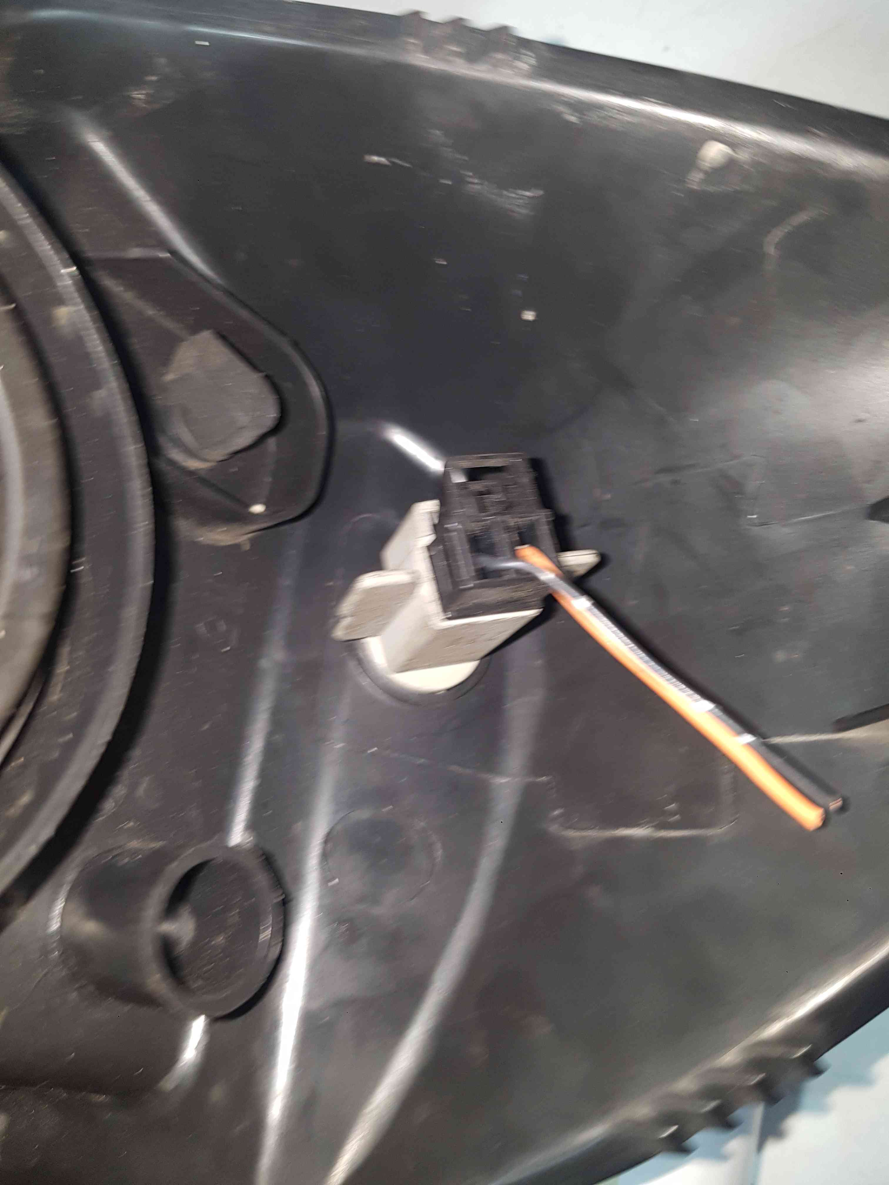 Thumb 6 Nissan Note E11 2005-2008 NSF Passenger Front Head Light 