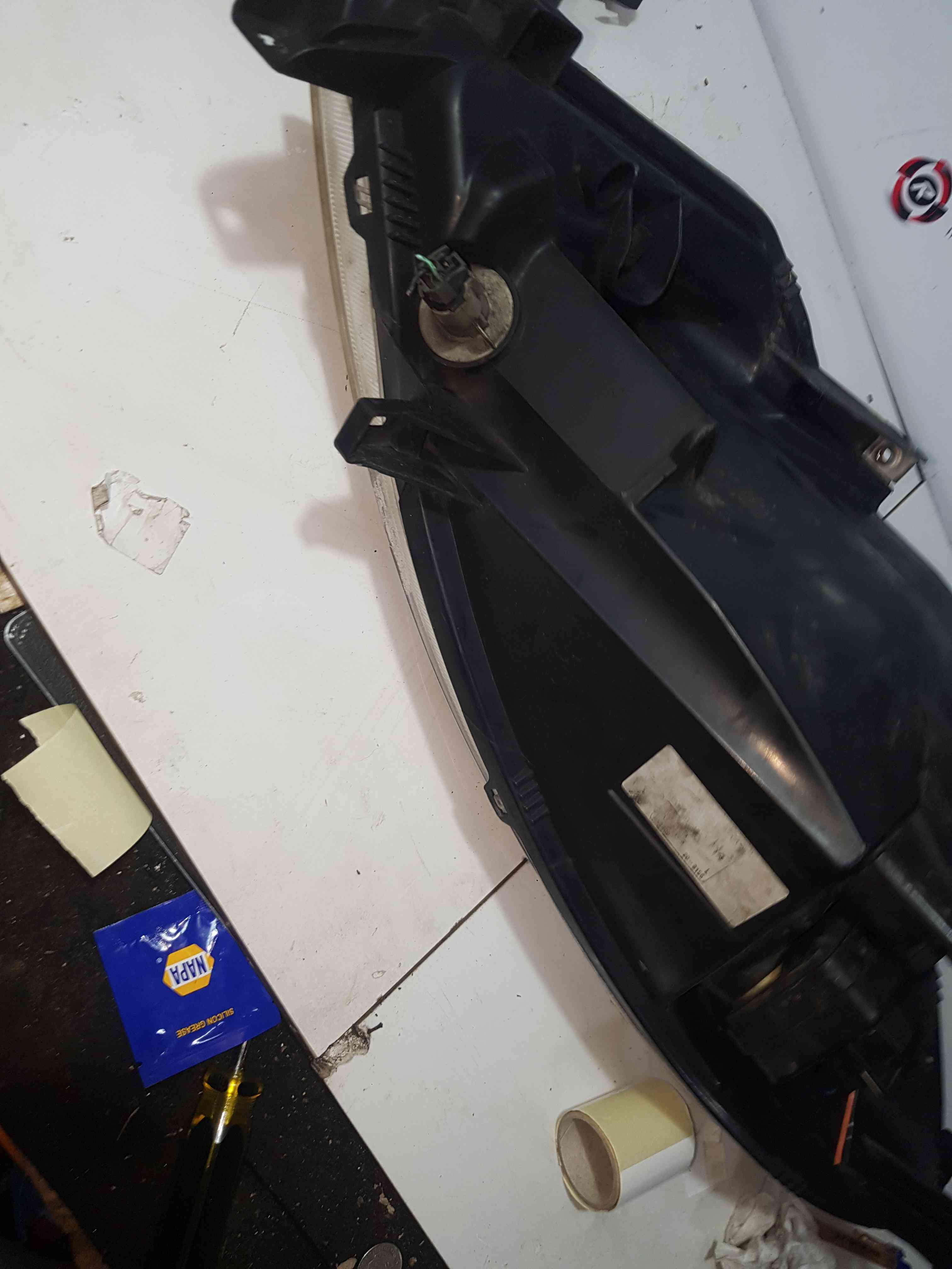 Thumb 7 Nissan Note E11 2005-2008 NSF Passenger Front Head Light 