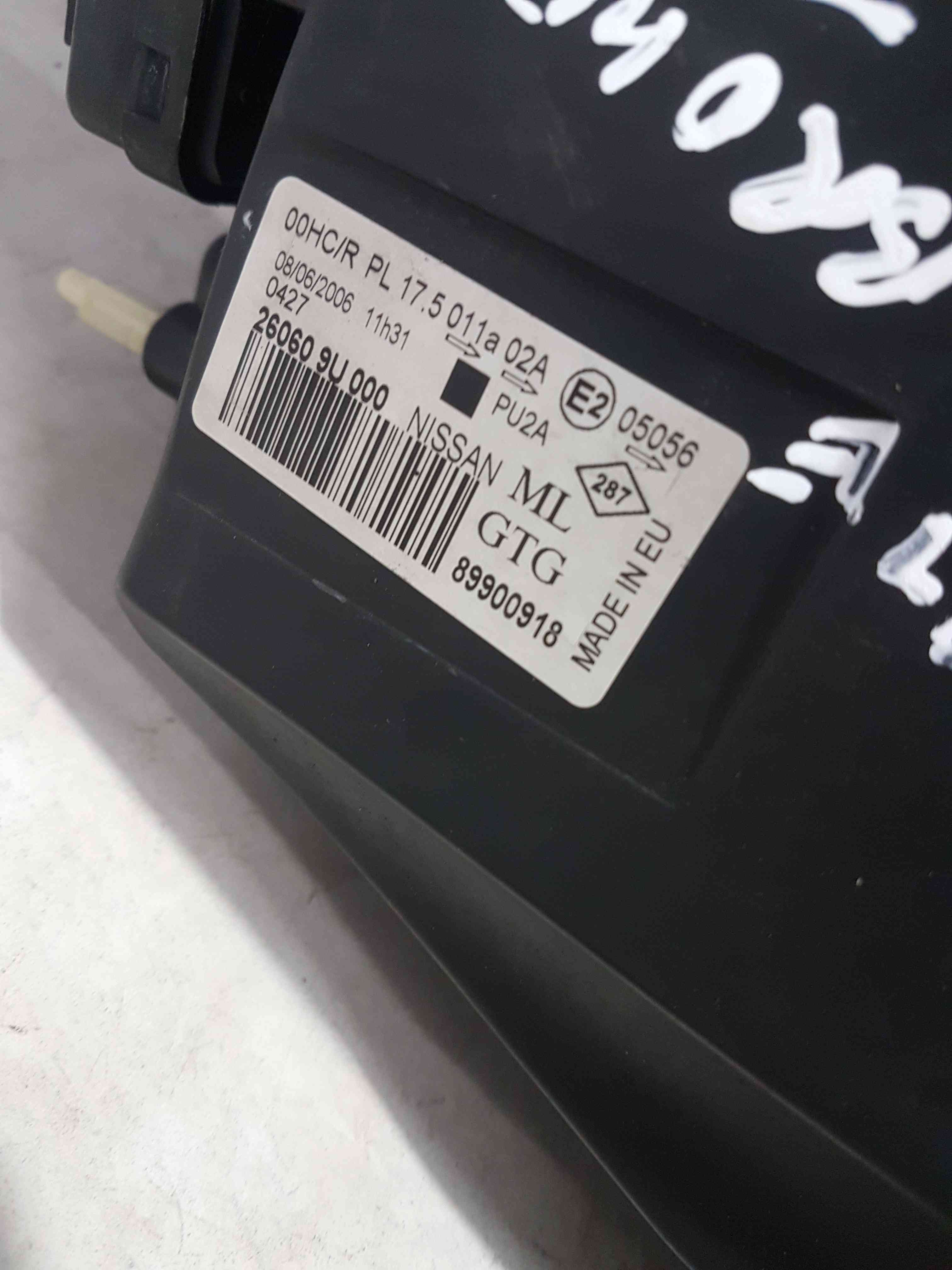 Thumb 5 Nissan Note E11 2005-2008 NSF Passenger Front Head Light lower tab broken 