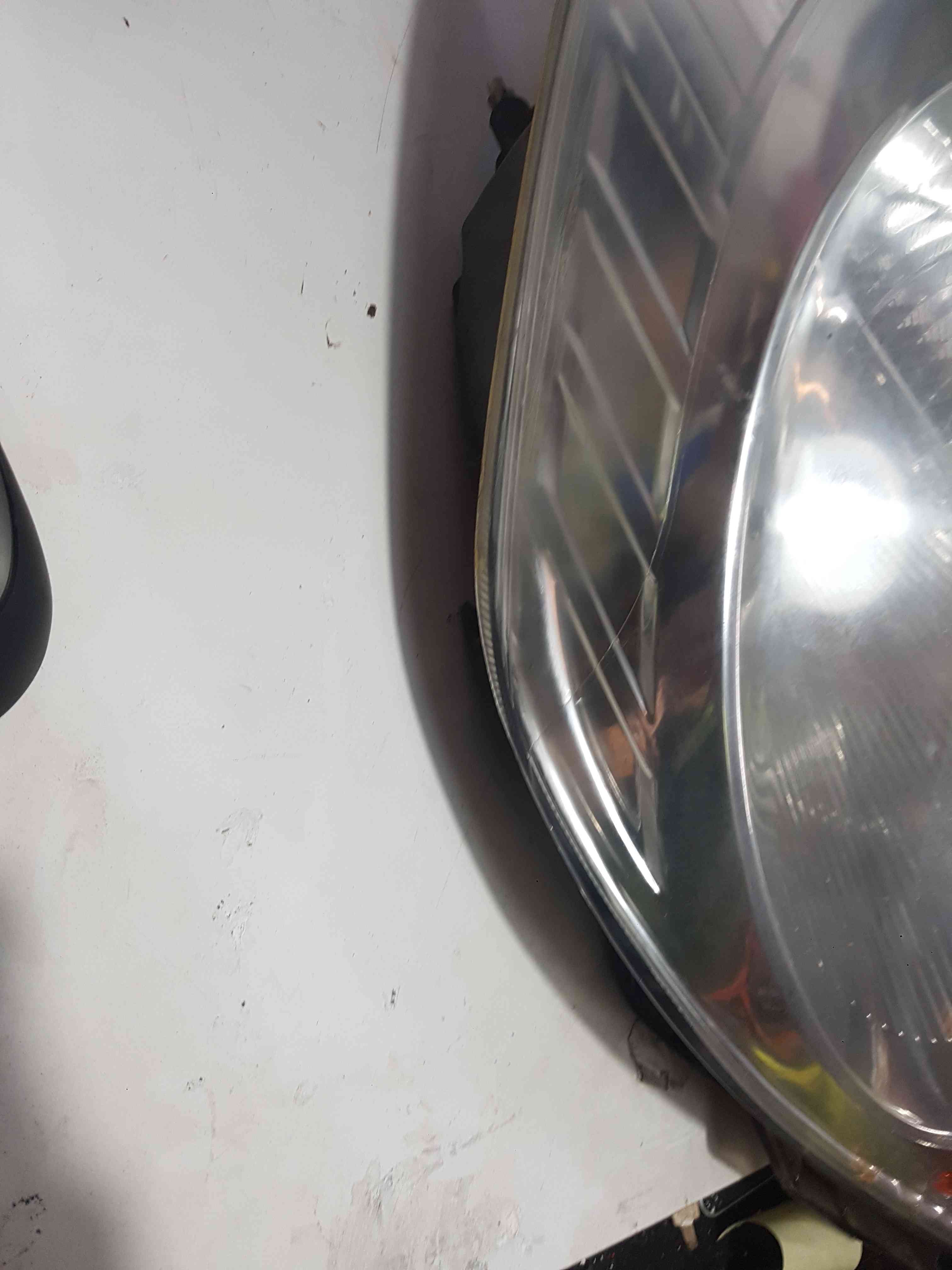 Thumb 2 Nissan Note E11 2005-2008 OSF Driversr Front Head Light  