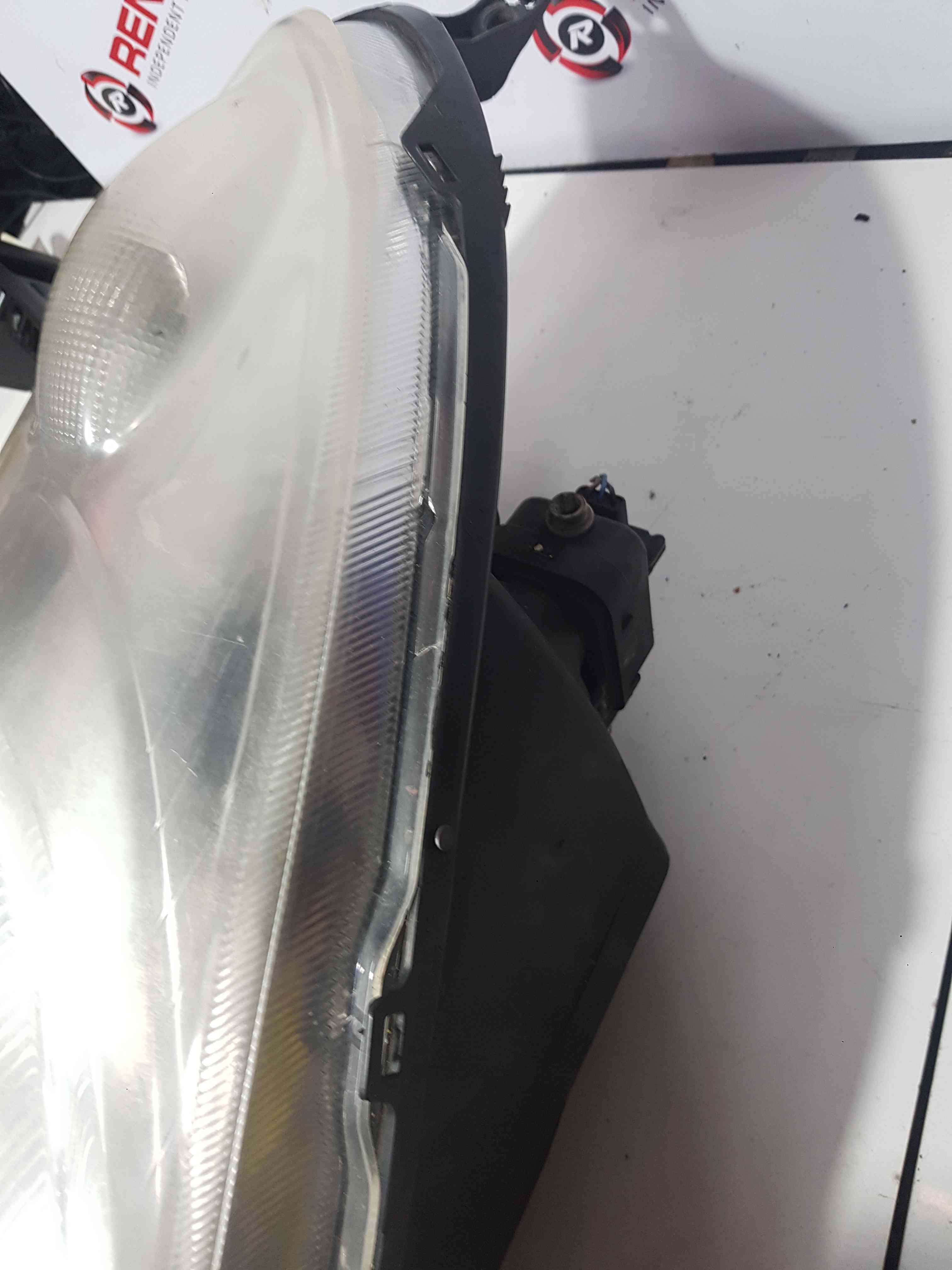 Thumb 4 Nissan Note E11 2005-2008 OSF Driversr Front Head Light  