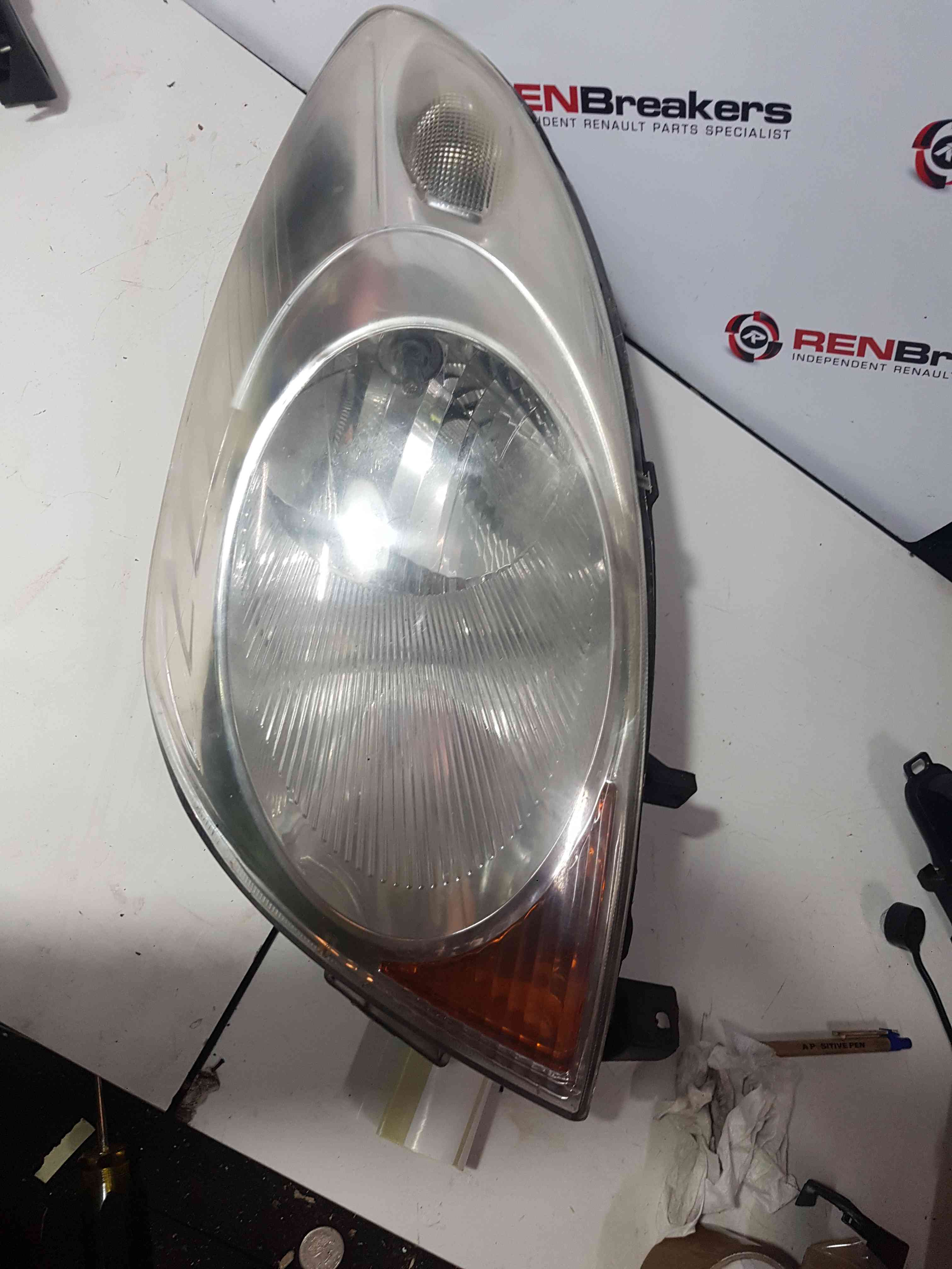 Thumb 8 Nissan Note E11 2005-2008 OSF Driversr Front Head Light  