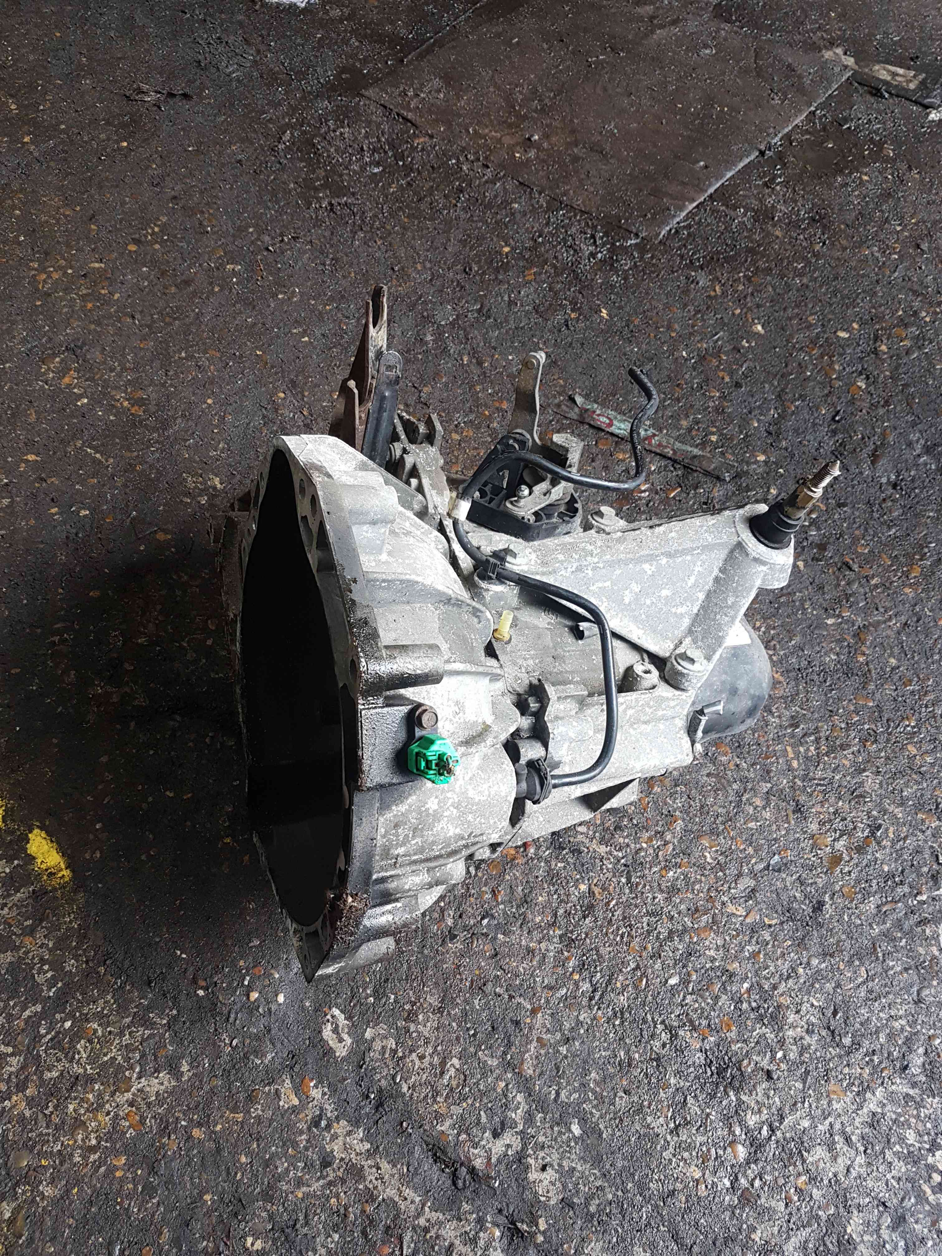 Thumb 2 Nissan Note E11 2005-2012 1.4 Petrol 5 Speed Manual Cejhq Gearbox