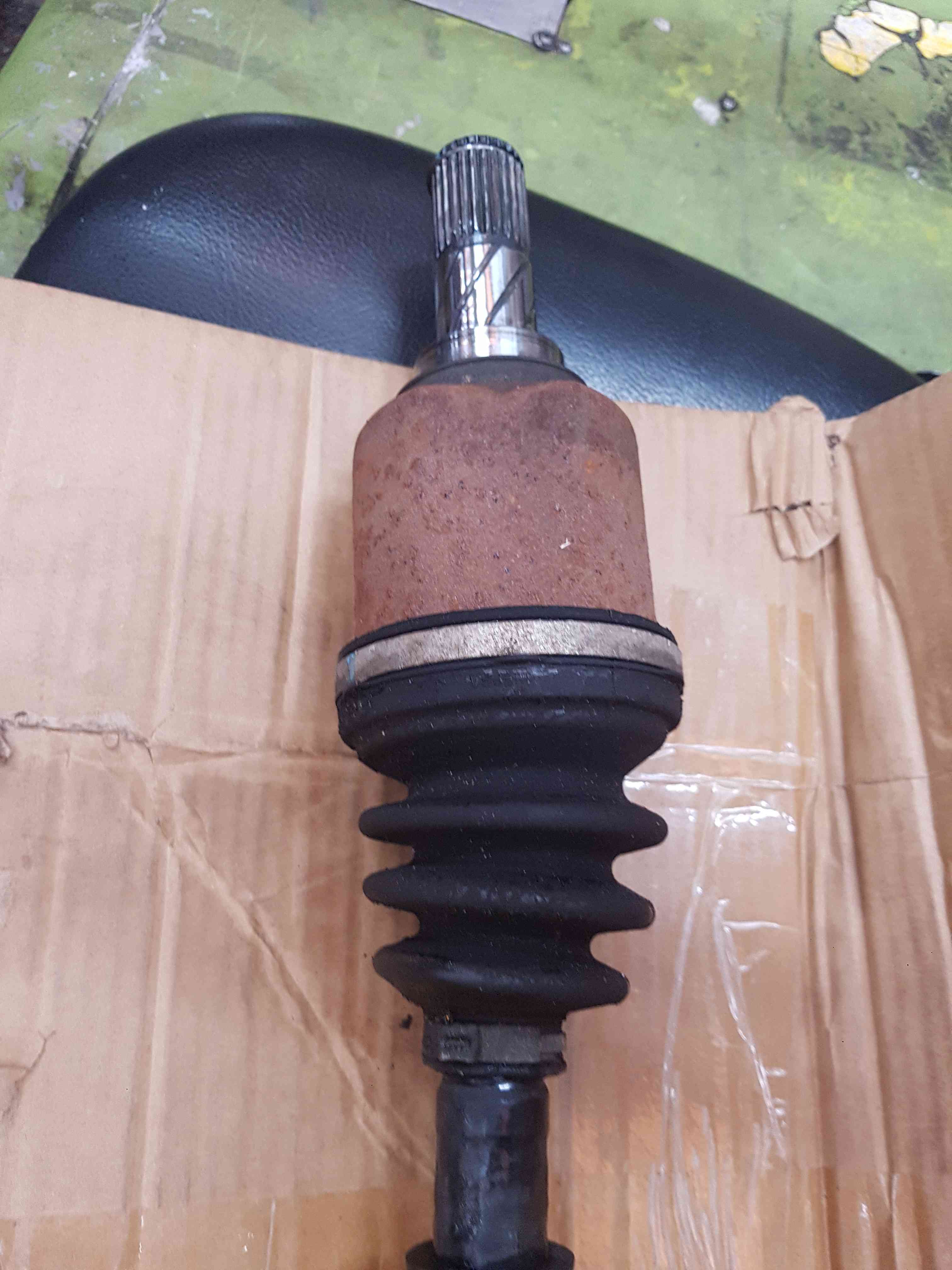 Thumb 5 Nissan Note E11 2005-2012 1.4 Petrol Passenger NSF Front Driveshaft Cr14de