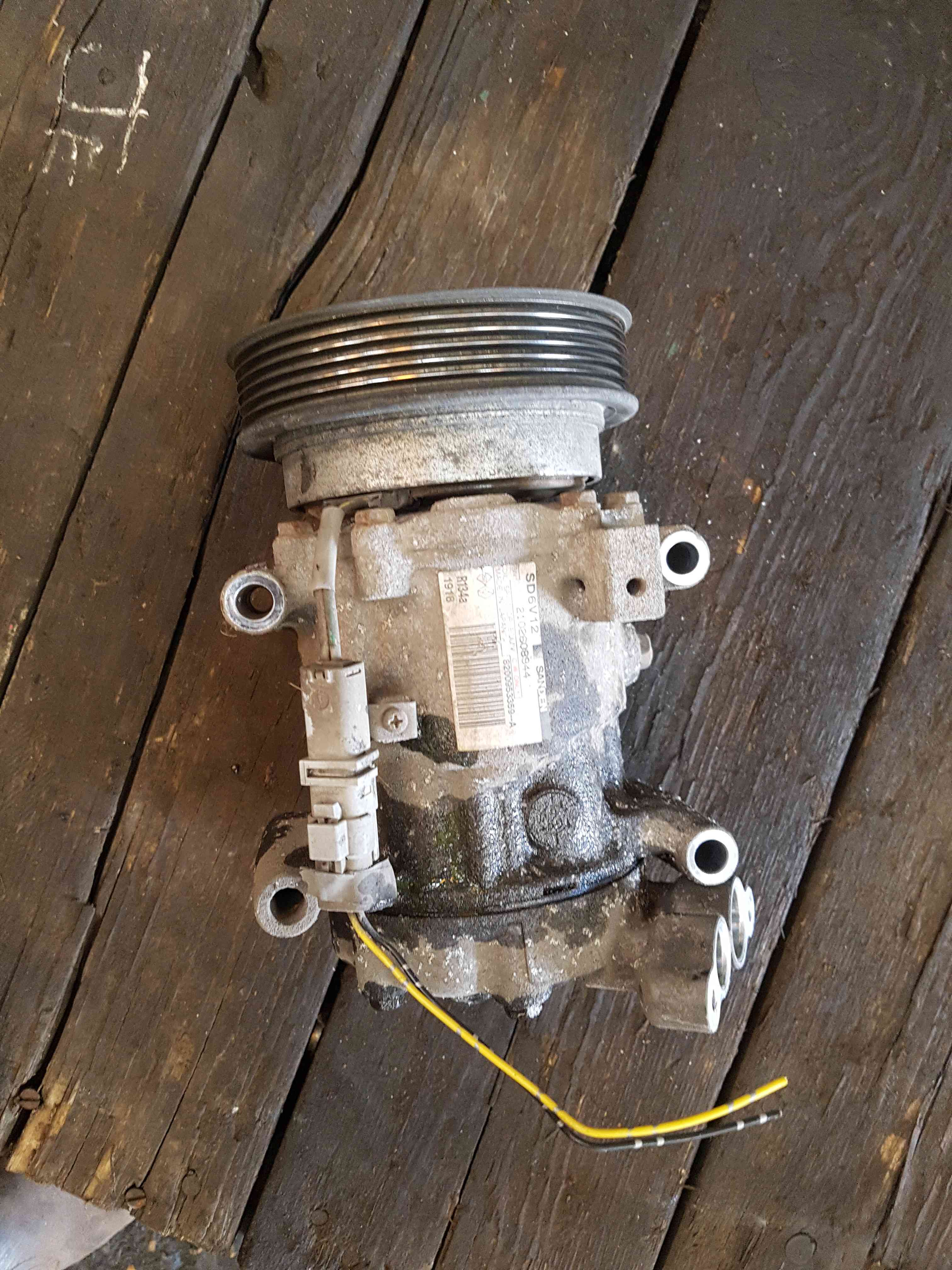 Thumb 2 Nissan Note E11 2005-2012 1.5 DCI Aircon Pump 8200953359