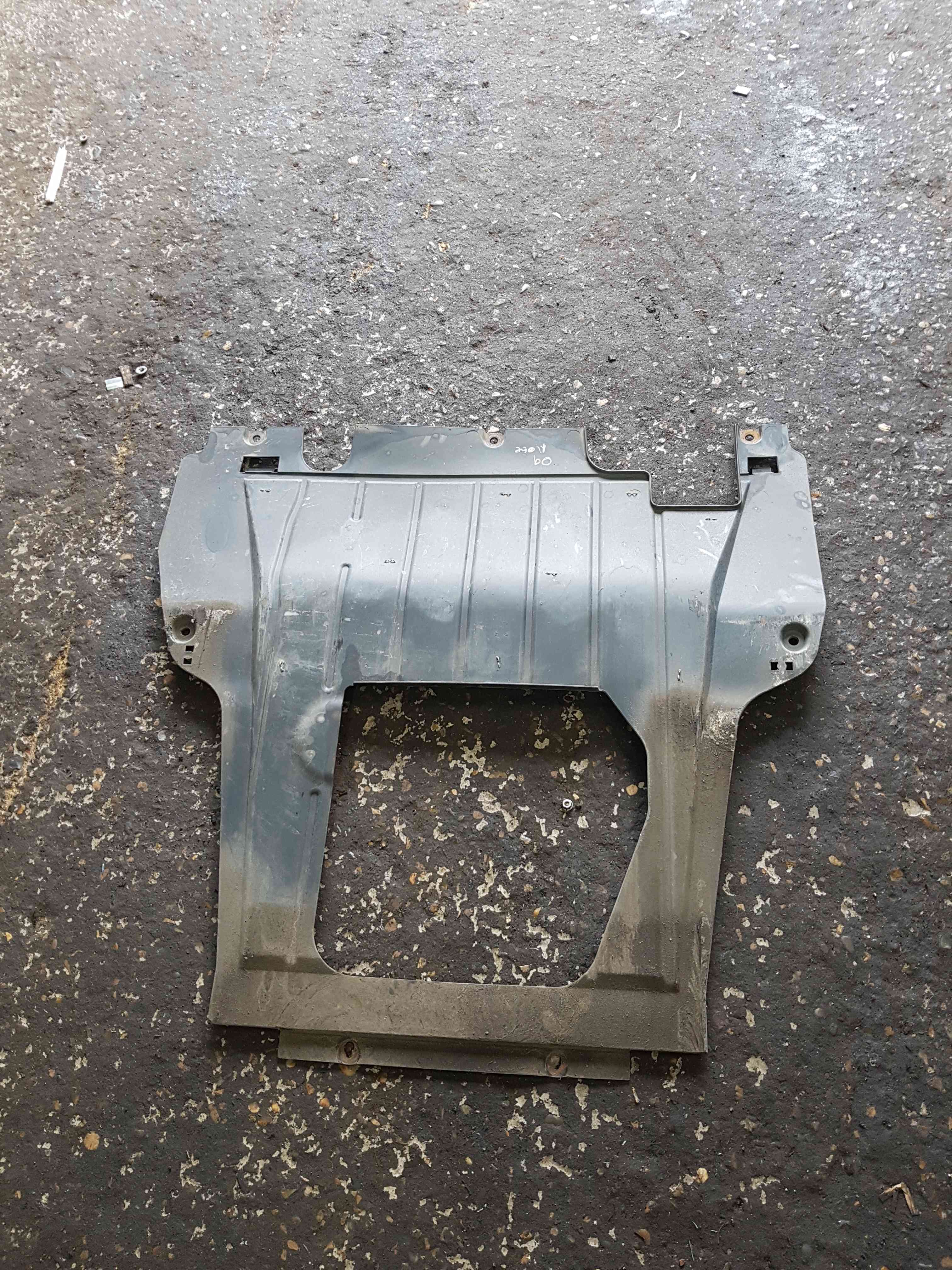 Thumb 4 Nissan Note E11 2005-2012 1.5 DCI Undertray Plastic Tray