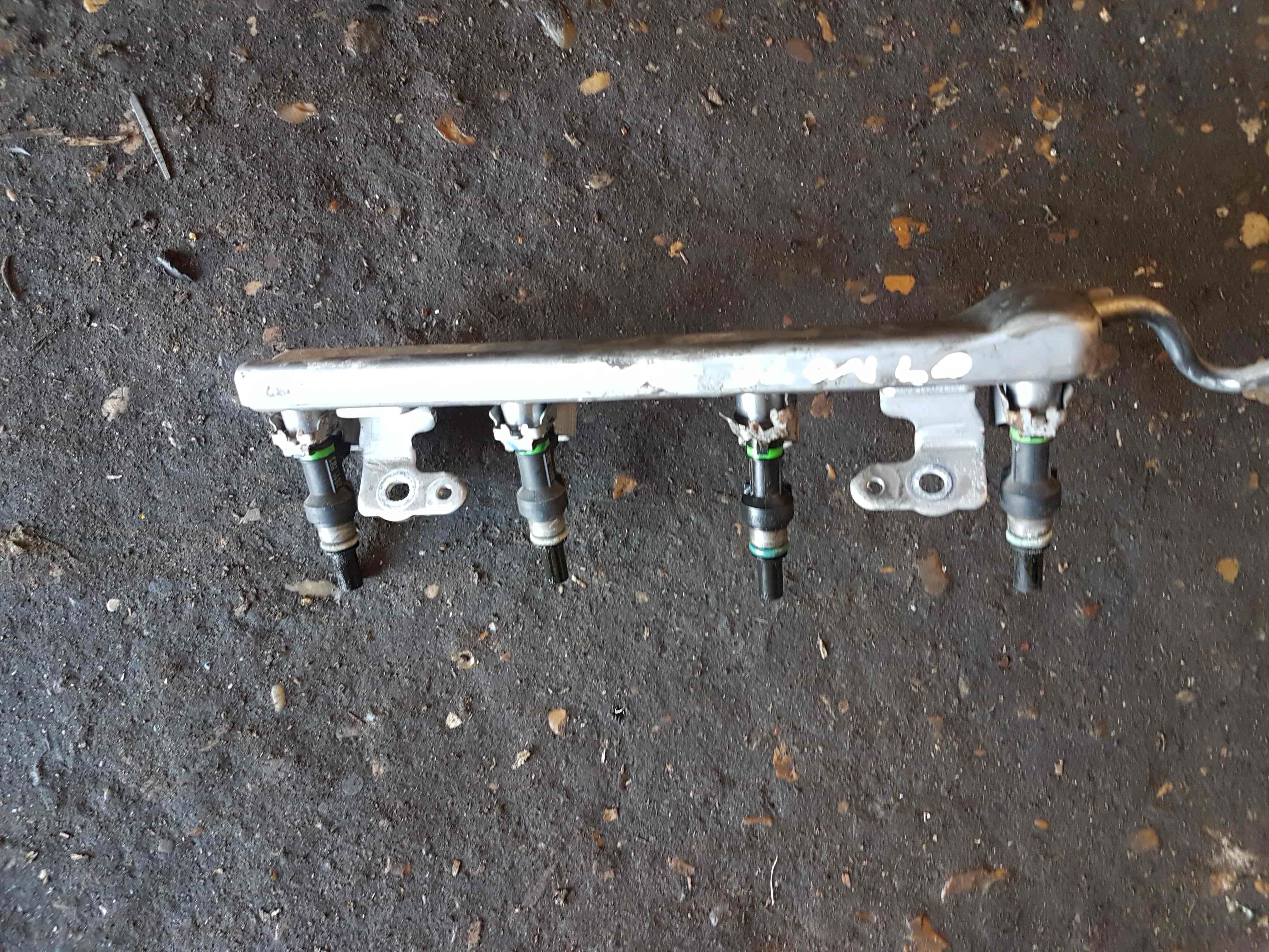 Thumb 2 Nissan Note E11 2005-2012 1.6 Petrol Injectors X4 + Rail Hr16de