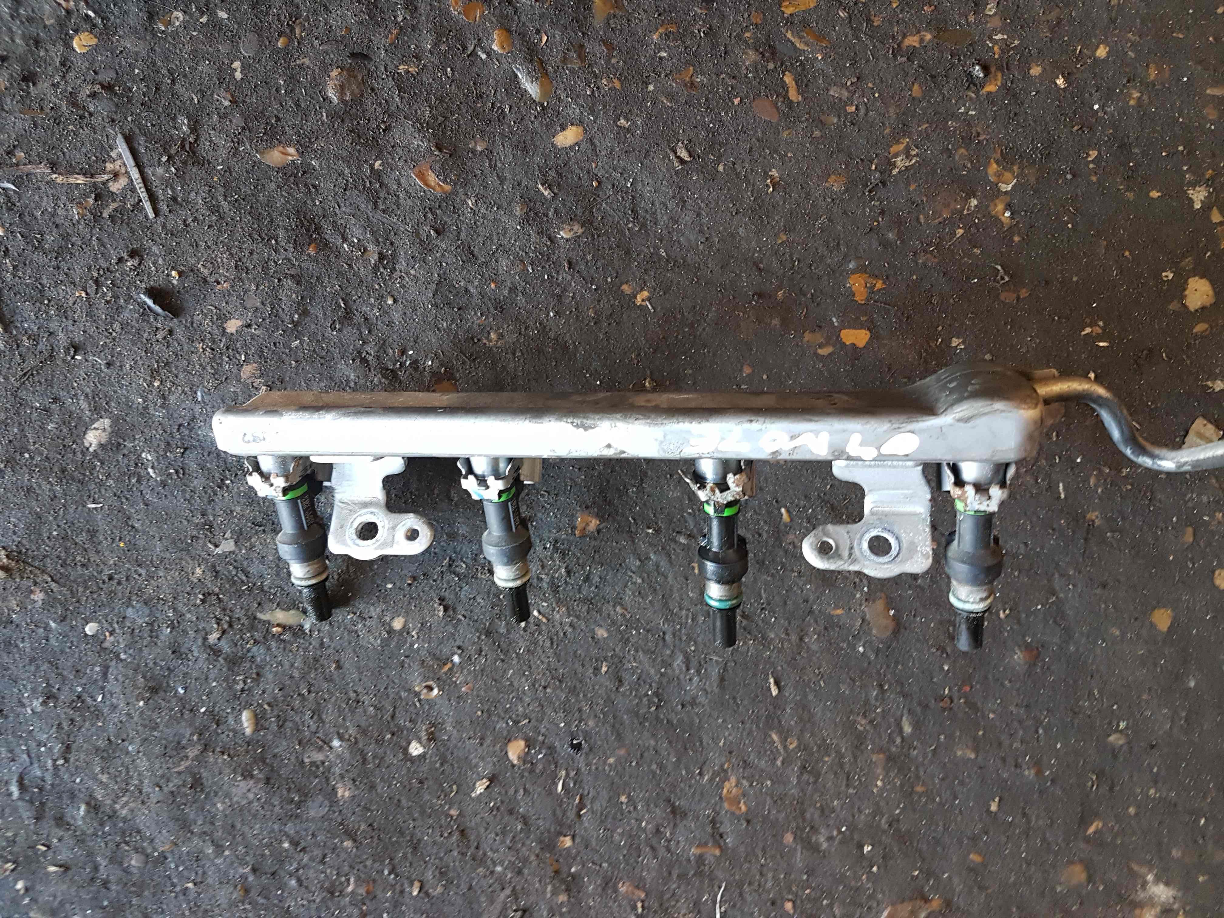 Thumb 3 Nissan Note E11 2005-2012 1.6 Petrol Injectors X4 + Rail Hr16de