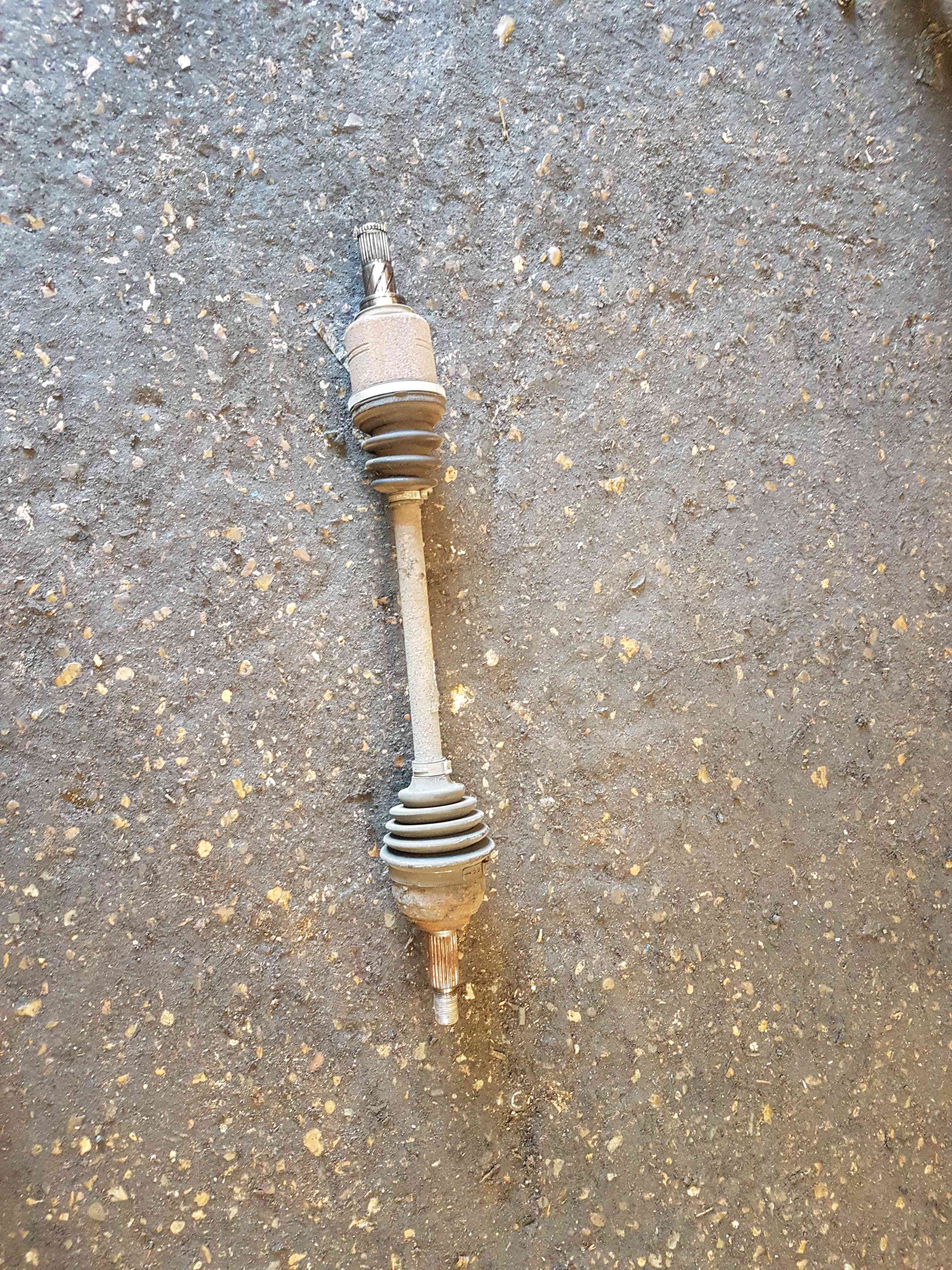 Thumb 2 Nissan Note E11 2005-2012 1.6 Petrol Passenger NSF Front Driveshaft Cr14de Auto