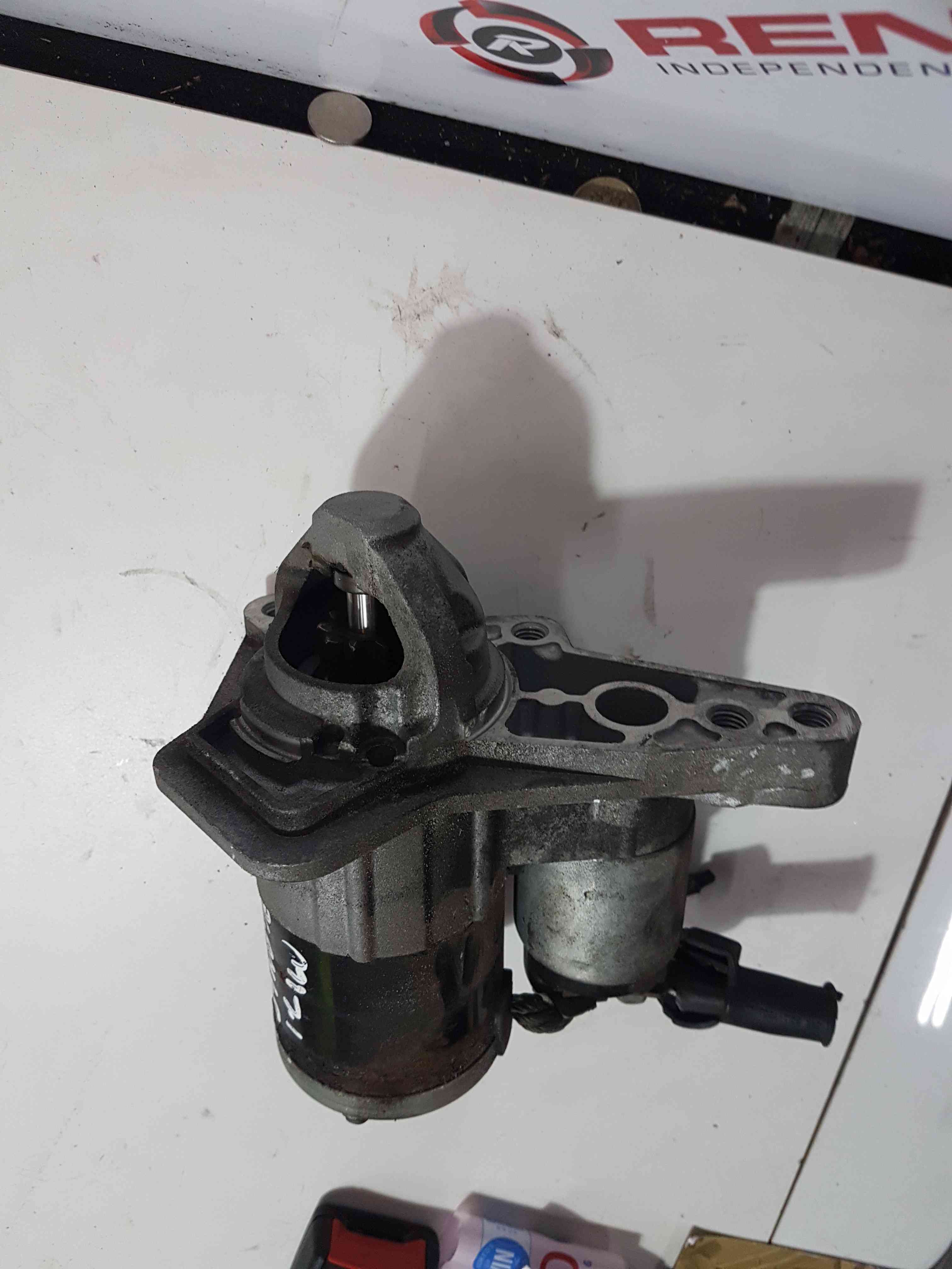 Thumb 4 Nissan Note E11 2005-2012 1.6 Petrol Starter Motor Hr16de 233001KA1A