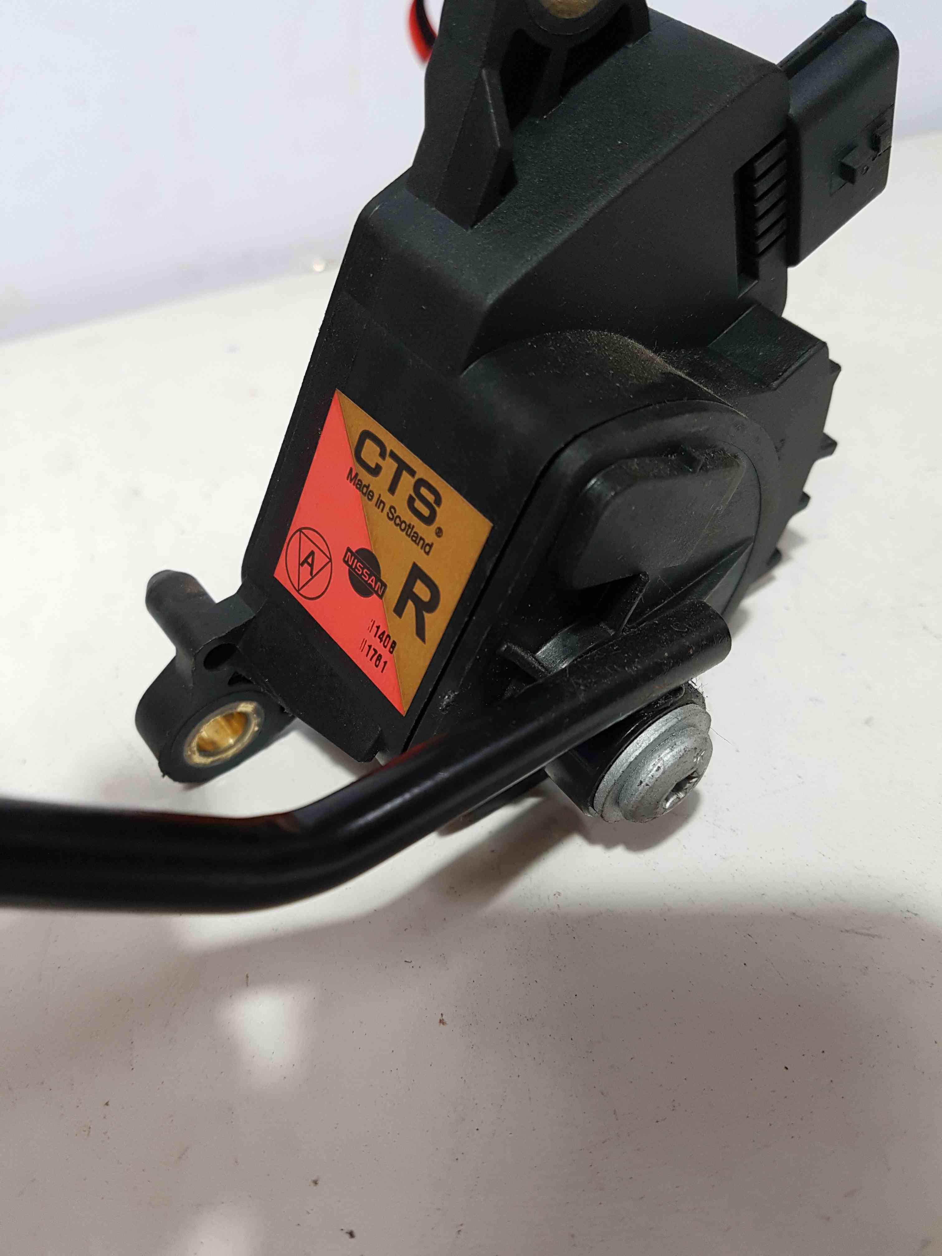 Thumb 7 Nissan Note E11 2005-2012 Accelerator Throttle Pedal Auto