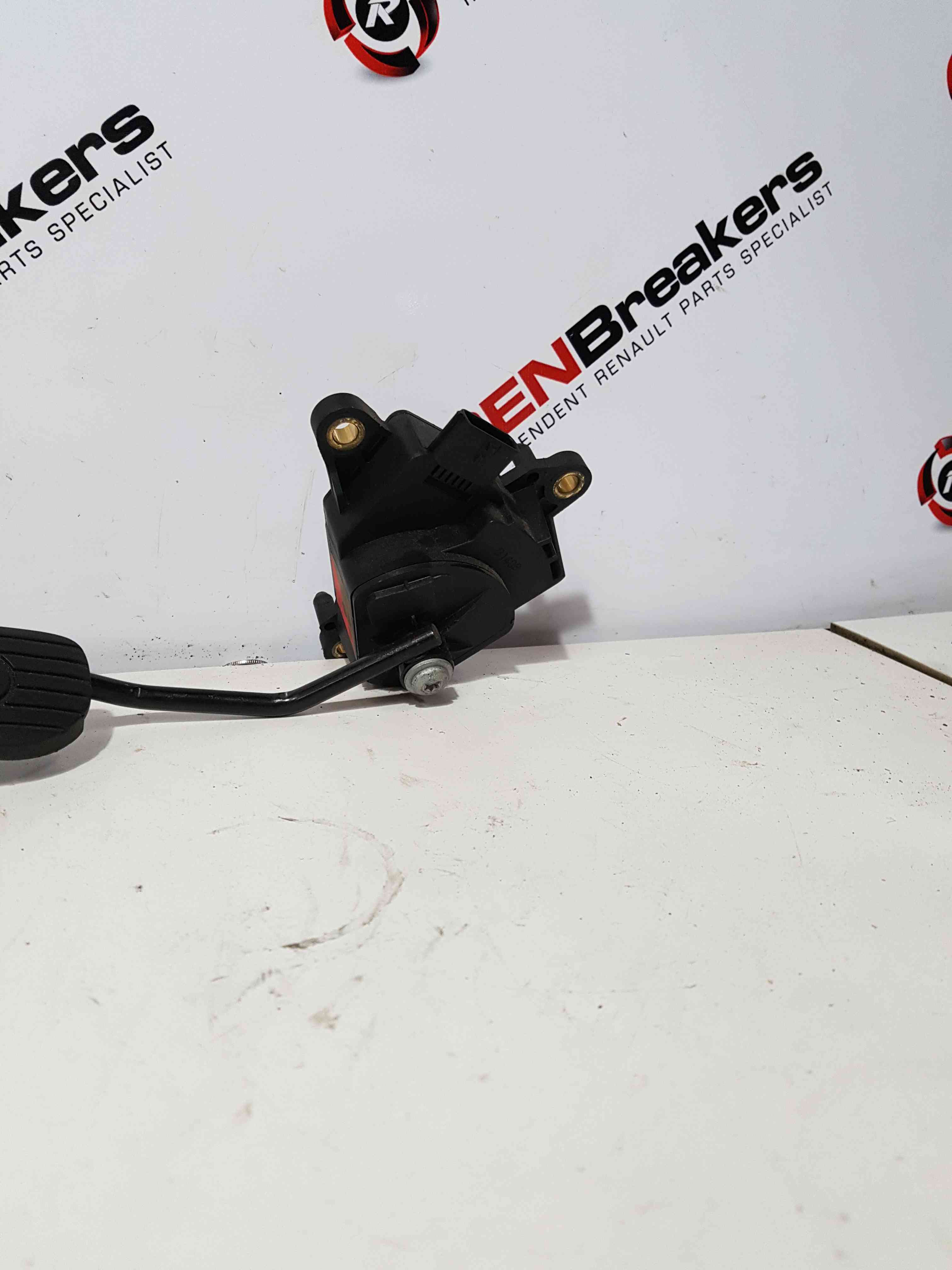 Thumb 9 Nissan Note E11 2005-2012 Accelerator Throttle Pedal Auto