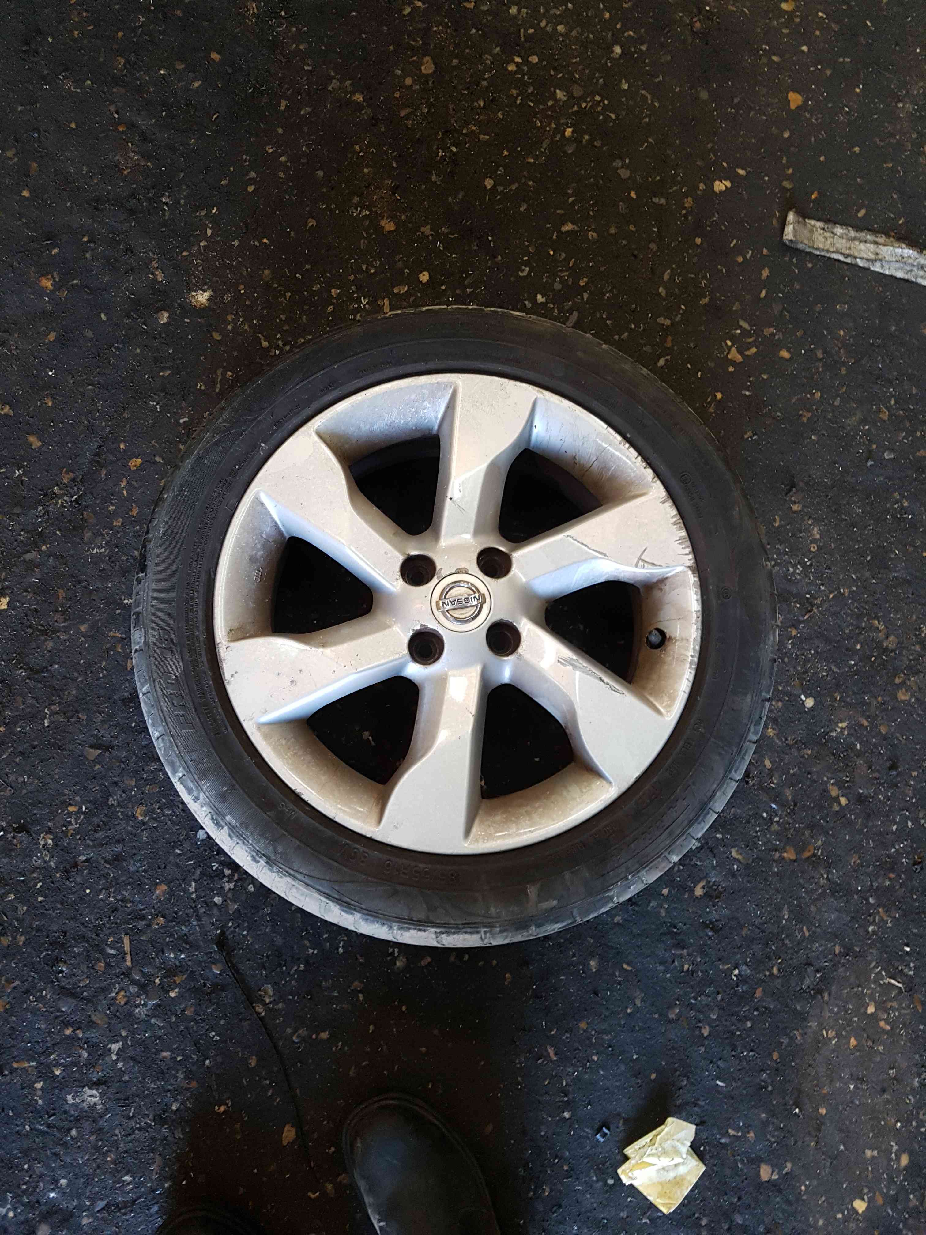 Thumb 8 Nissan Note E11 2005-2012 Alloy Wheels SET 195 55 16Inch Tyres 3/5