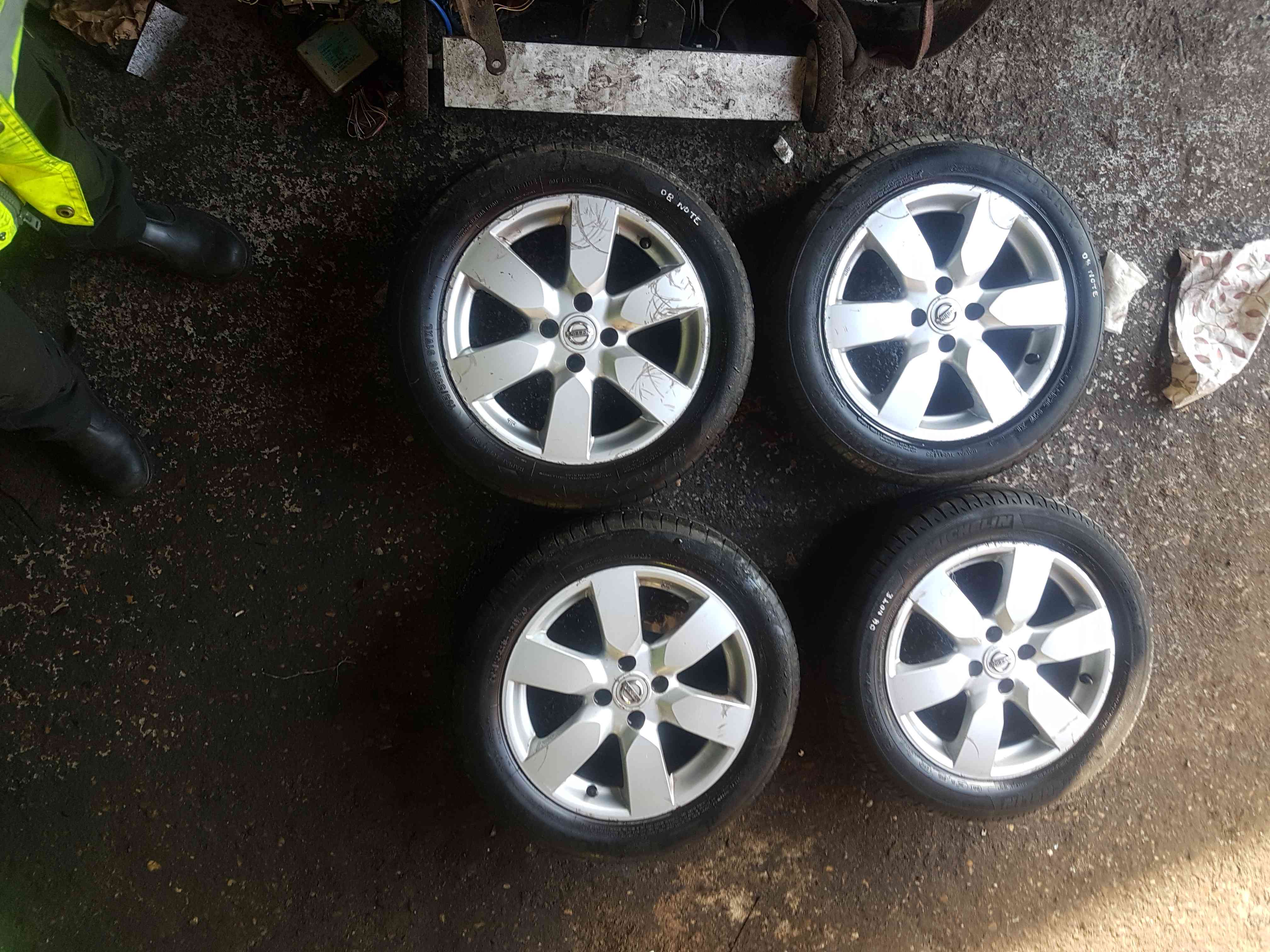 Thumb 10 Nissan Note E11 2005-2012 Alloy Wheels SET 195 55 16Inch Tyres 3/5