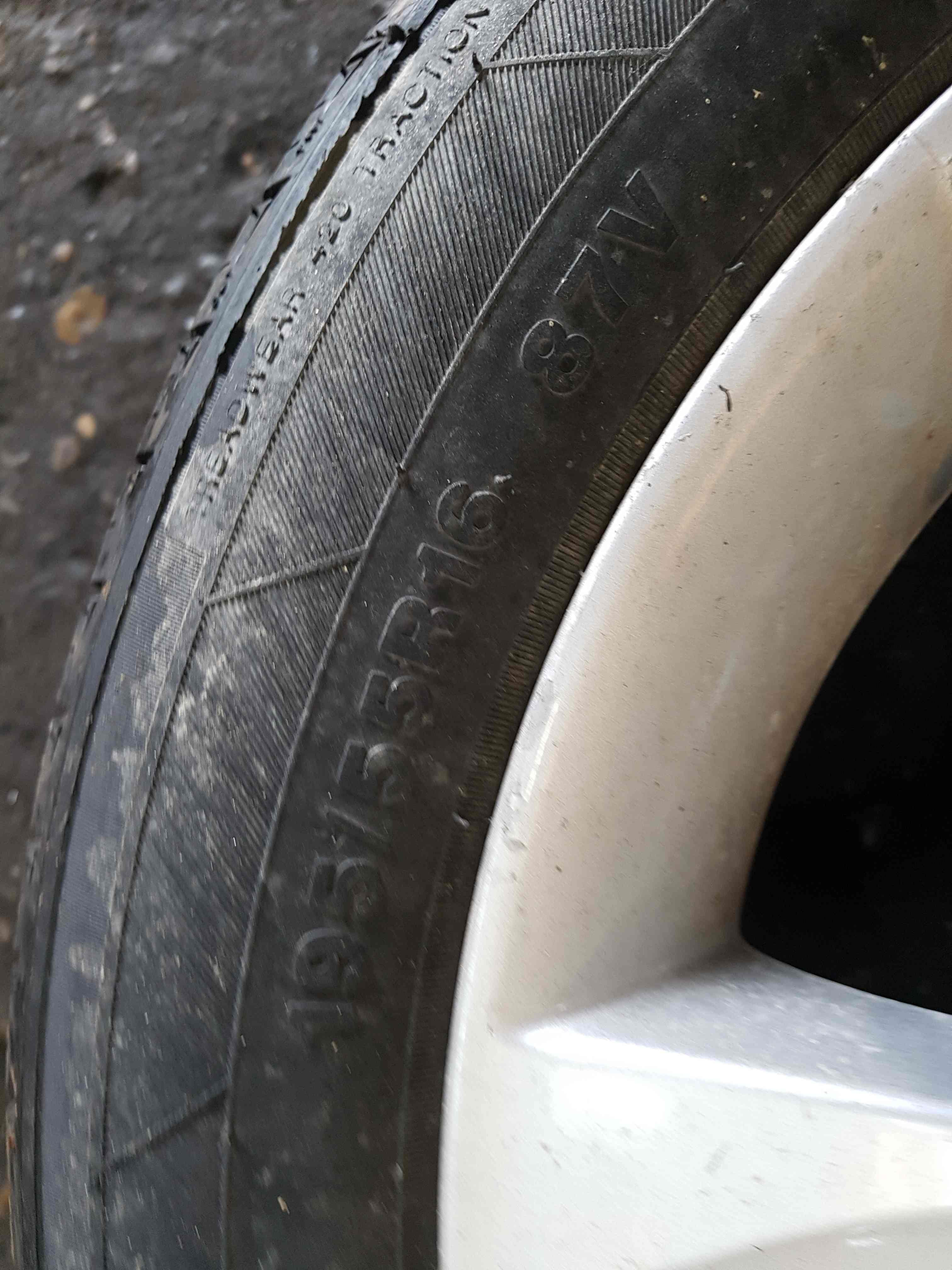 Thumb 9 Nissan Note E11 2005-2012 Alloy Wheels SET 195 55 16Inch Tyres 4/5