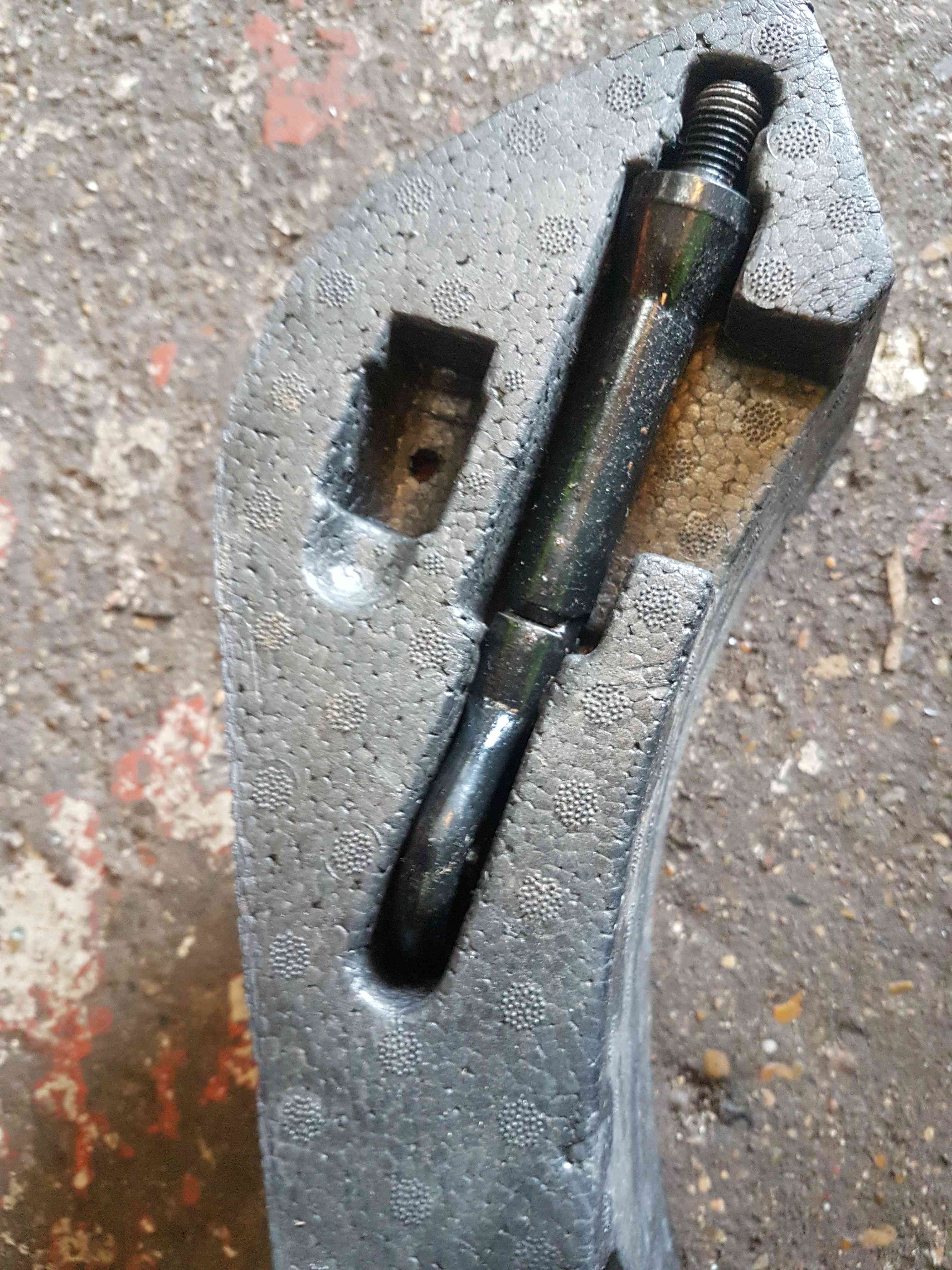 Thumb 6 Nissan Note E11 2005-2012 Boot Jack SET Tow EYE